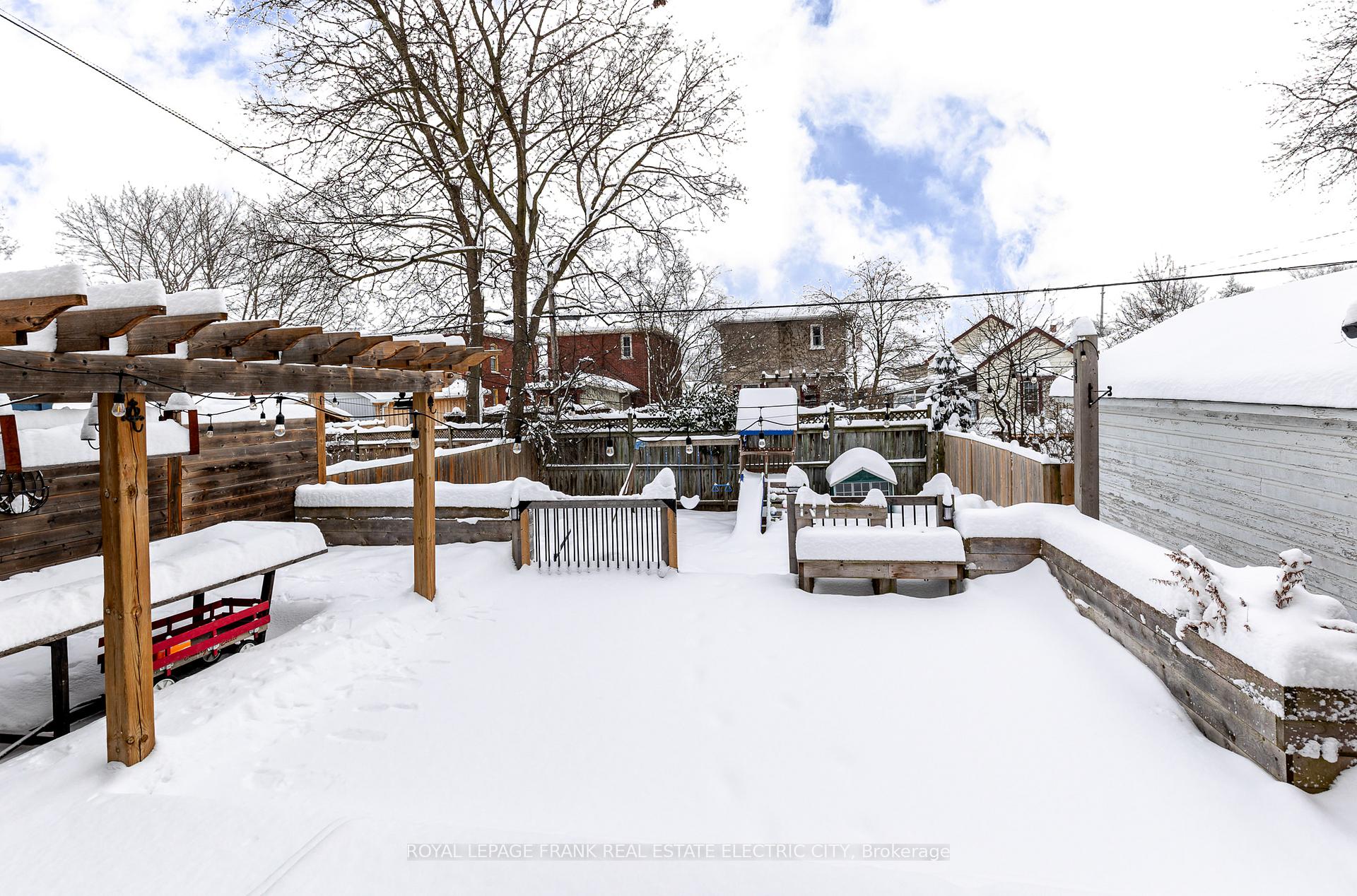 Photo 31 of 533 Bolivar Street, Peterborough, Town Ward 3 — HOMEH