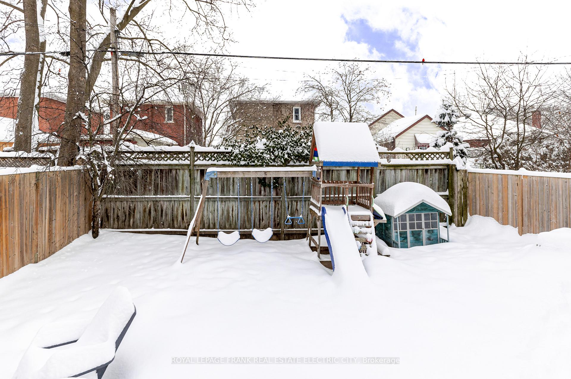 Photo 13 of 533 Bolivar Street, Peterborough, Town Ward 3 — HOMEH