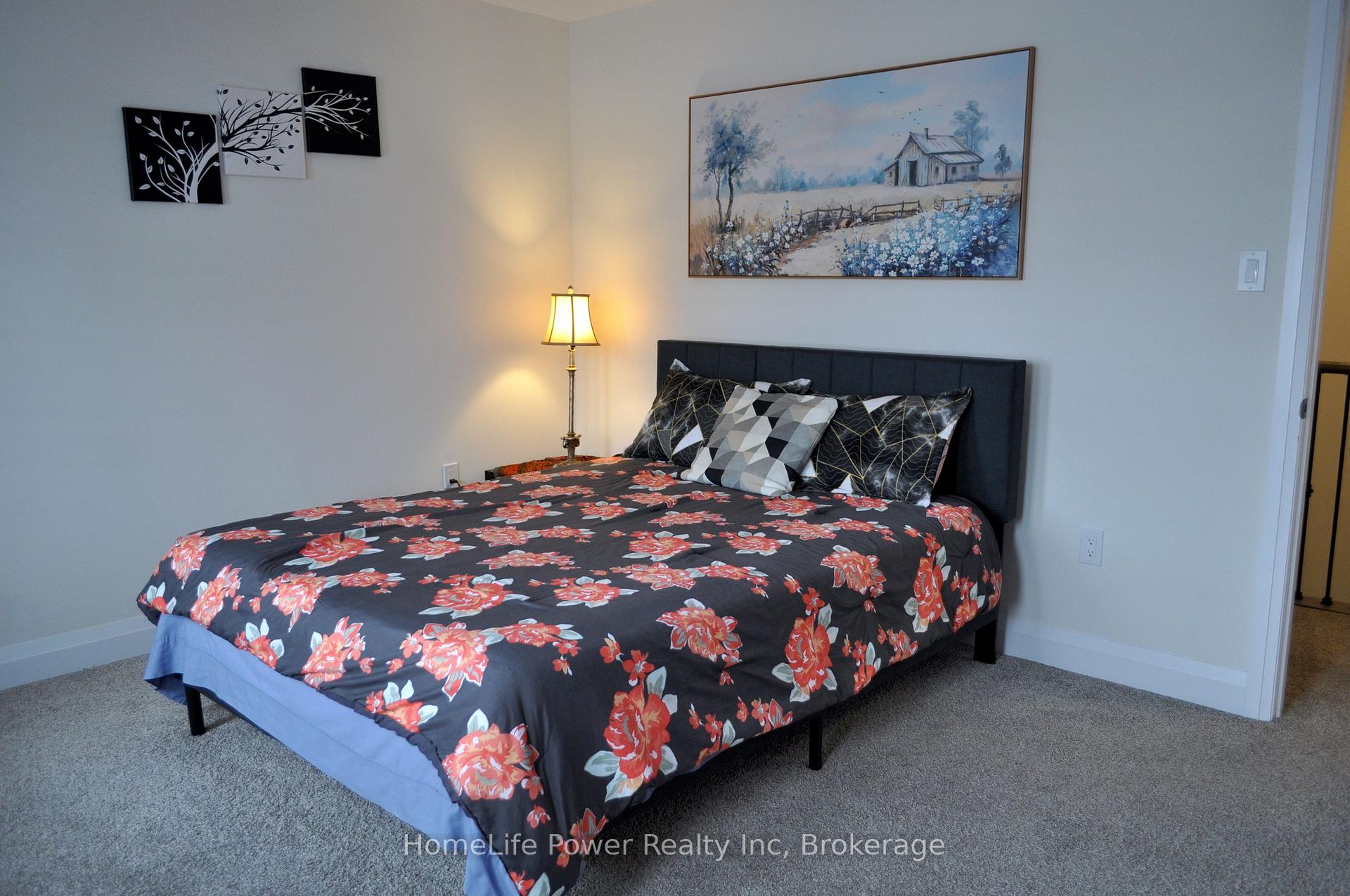 Photo 8 of 3 Lovering Lane, Guelph, Kortright East — HOMEH