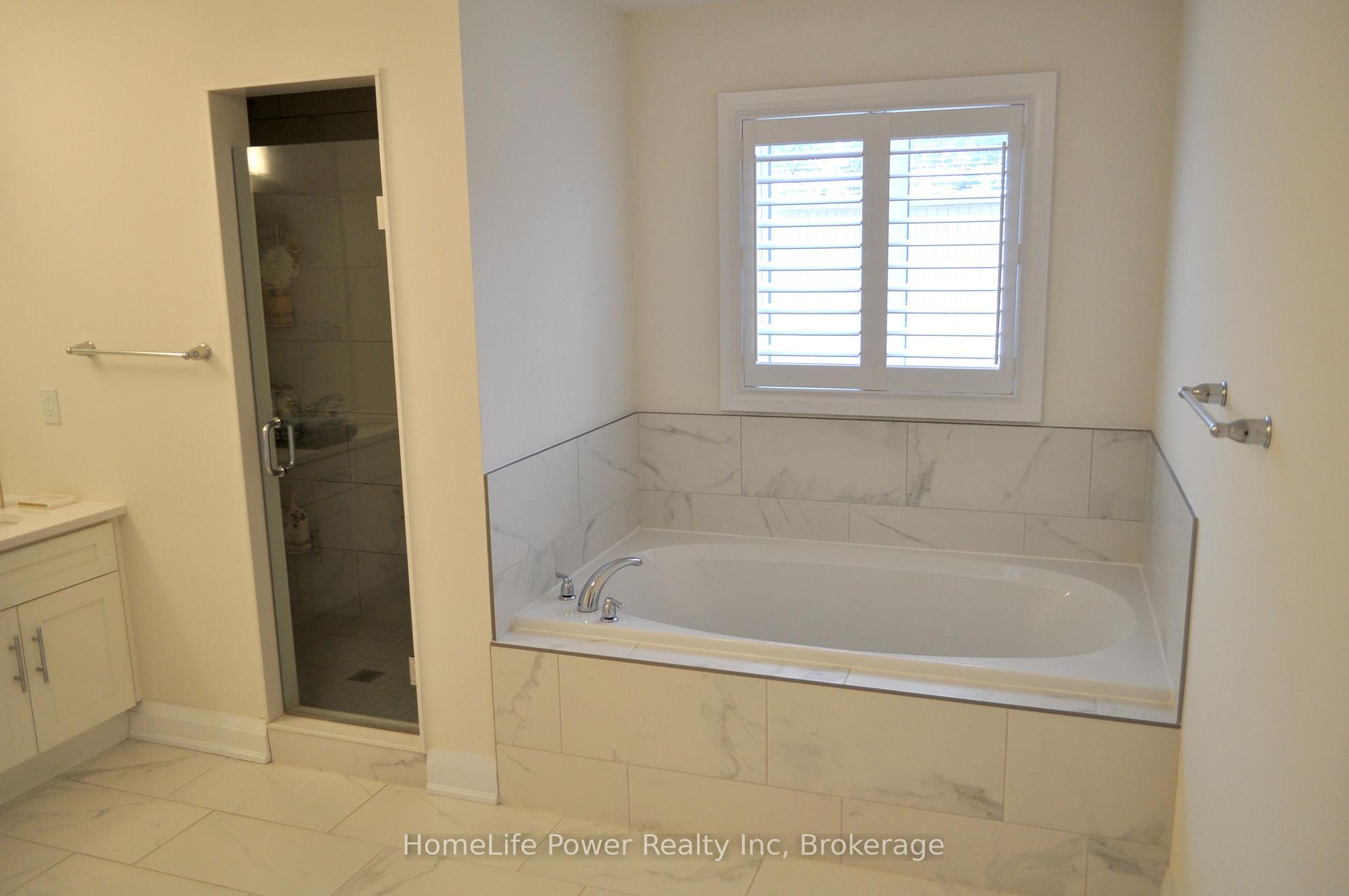 Photo 13 of 3 Lovering Lane, Guelph, Kortright East — HOMEH