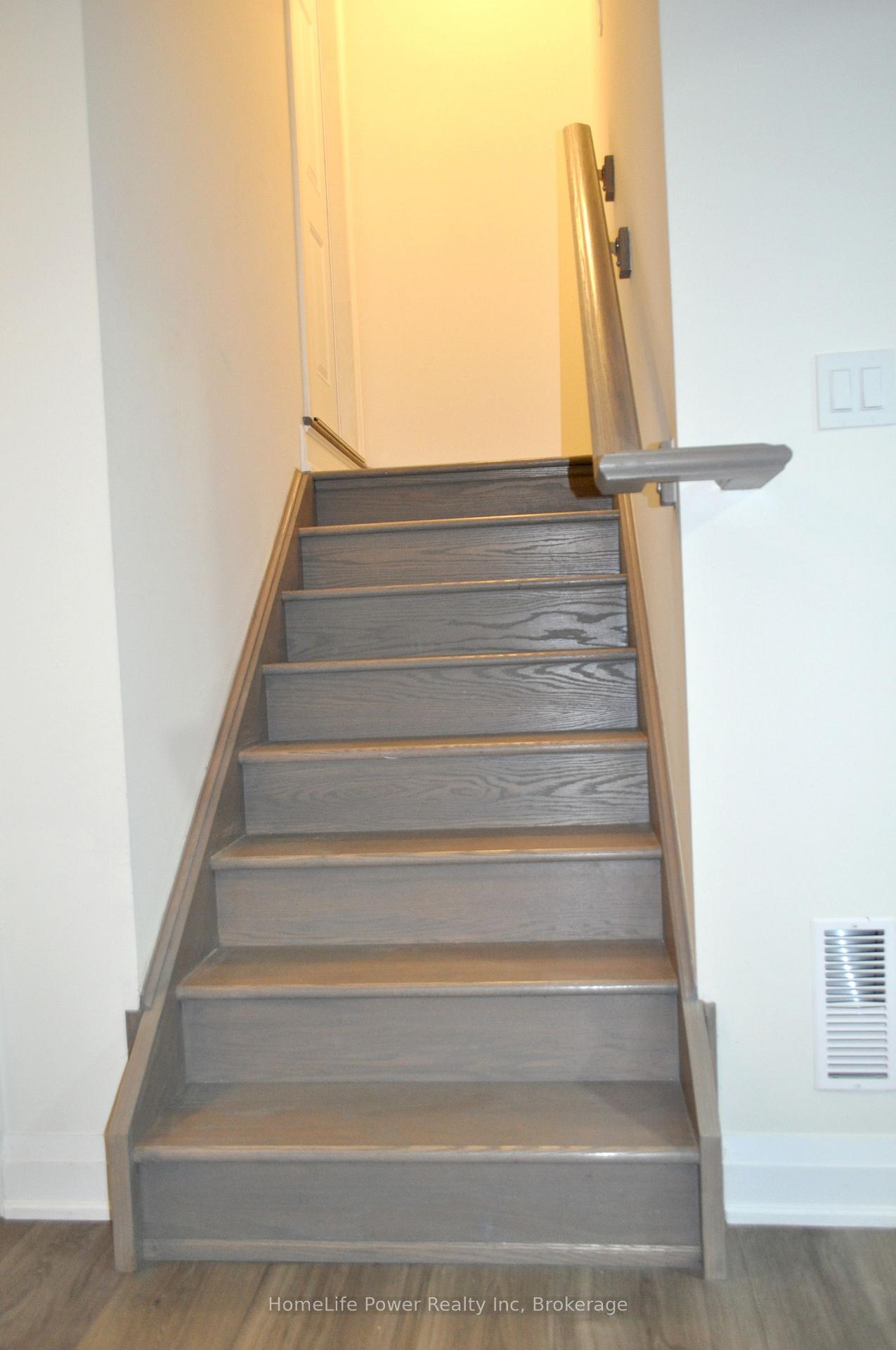 Photo 21 of 3 Lovering Lane, Guelph, Kortright East — HOMEH