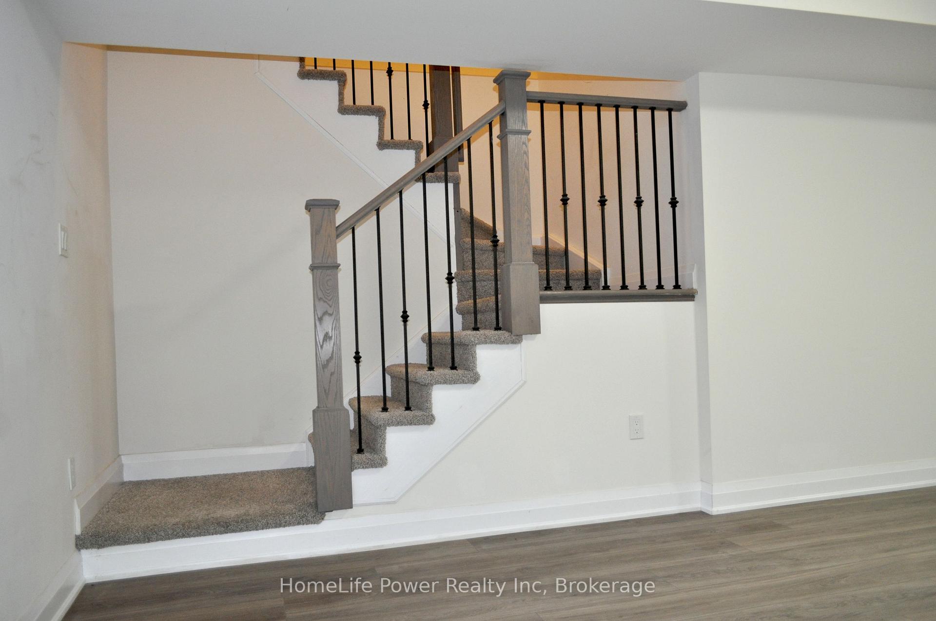 Photo 25 of 3 Lovering Lane, Guelph, Kortright East — HOMEH