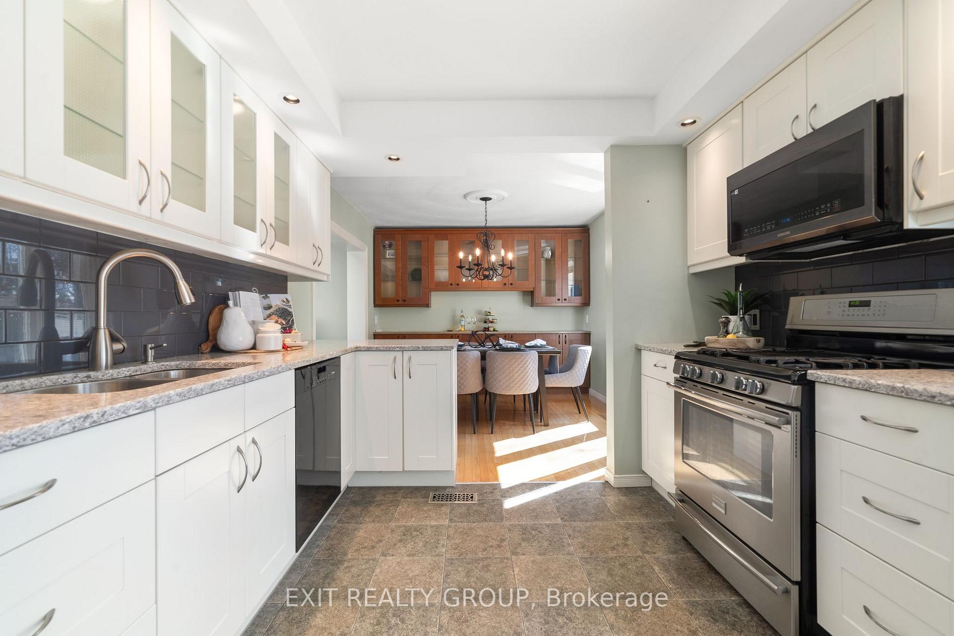 Photo 12 of 41 Edgehill Road, Belleville, Belleville Ward — HOMEH