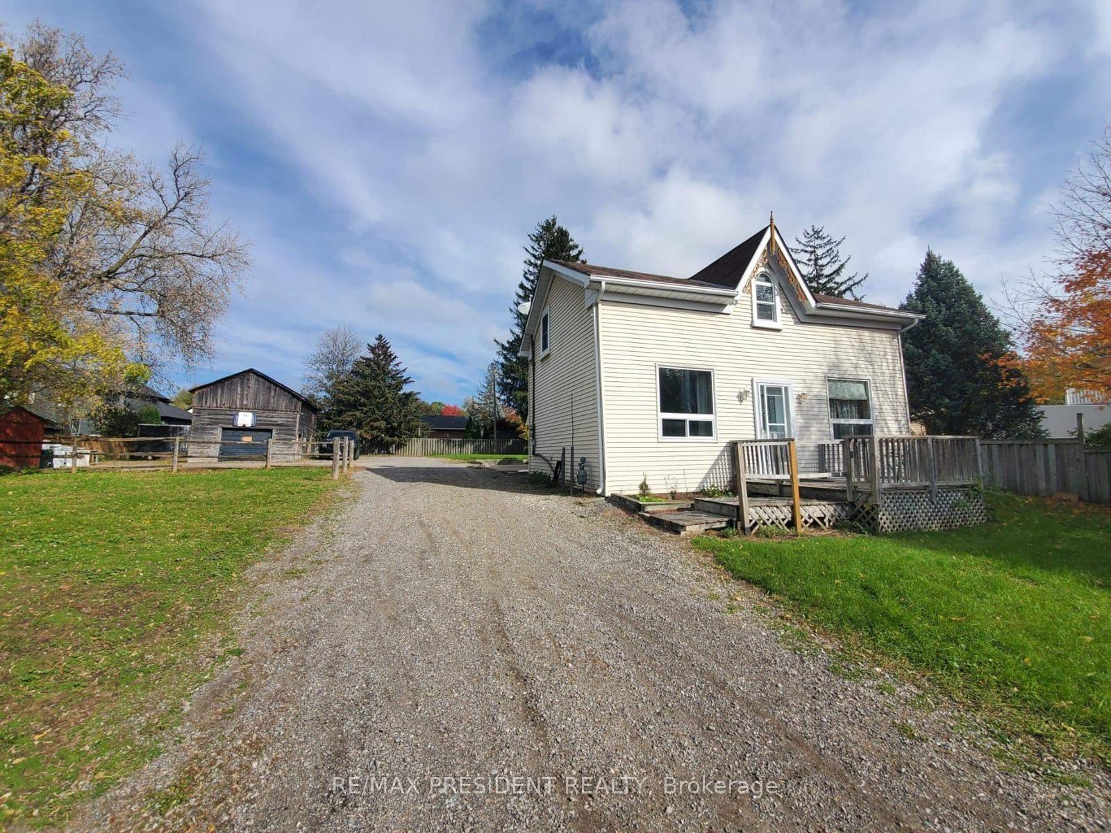 Photo 1 of 16029 Airport Road, Caledon, Caledon East — HOMEH