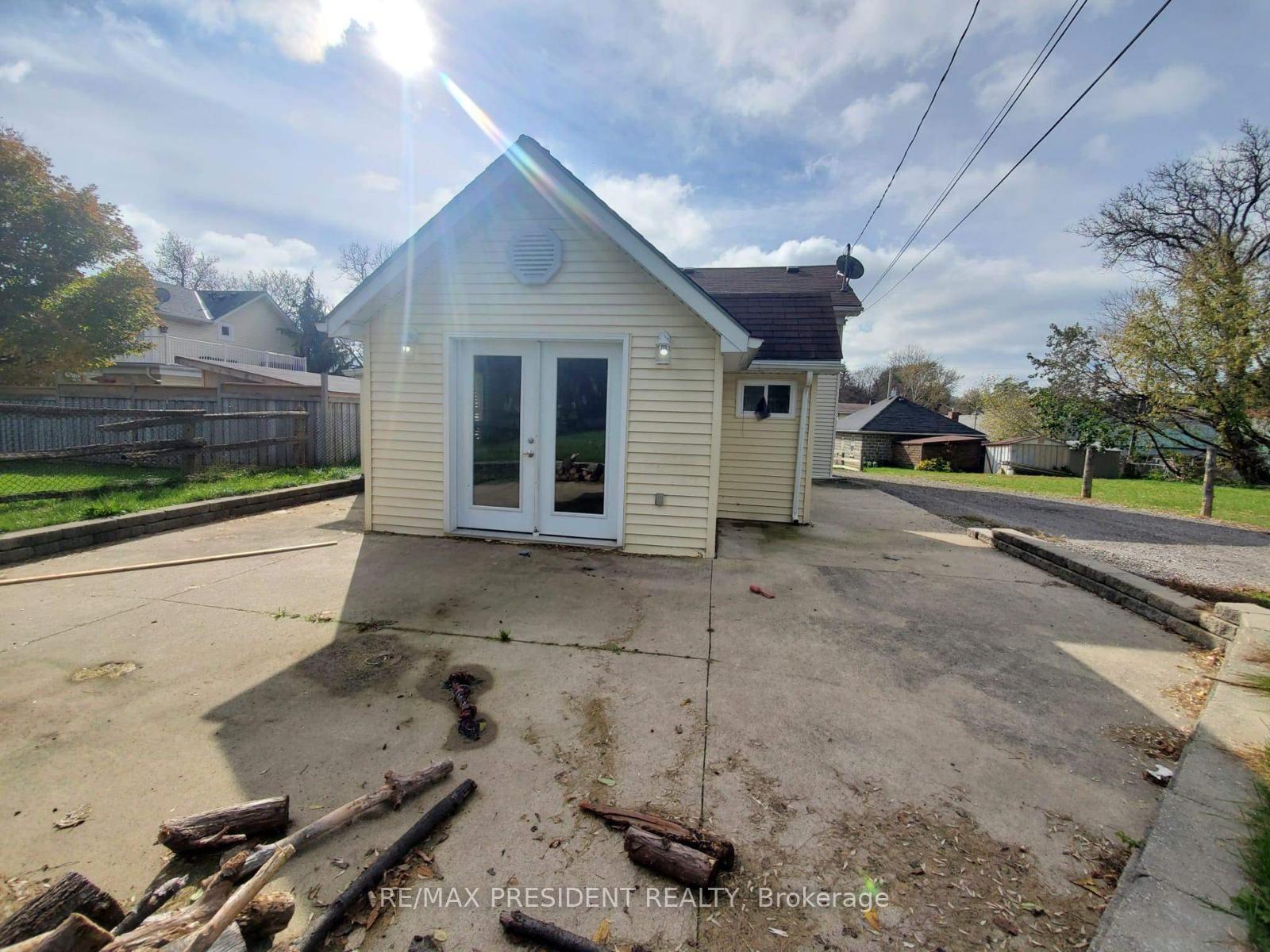 Photo 2 of 16029 Airport Road, Caledon, Caledon East — HOMEH