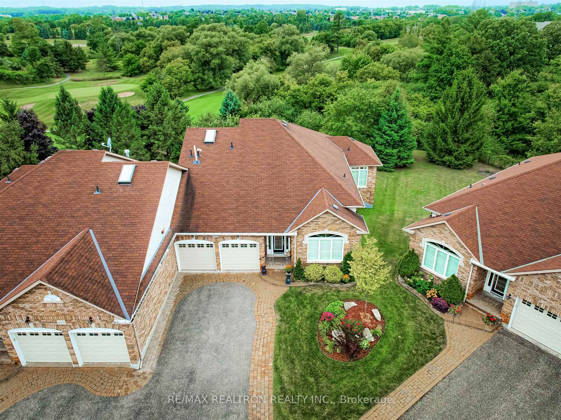 Photo 19 of 418 Morley Cook Crescent, Newmarket, Stonehaven-Wyndham — HOMEH