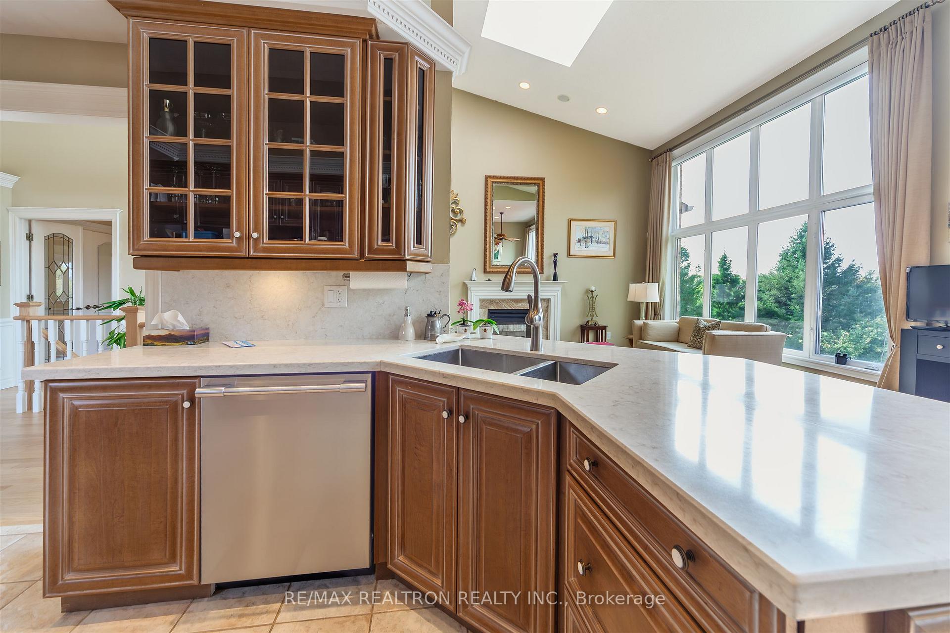 Photo 16 of 418 Morley Cook Crescent, Newmarket, Stonehaven-Wyndham — HOMEH