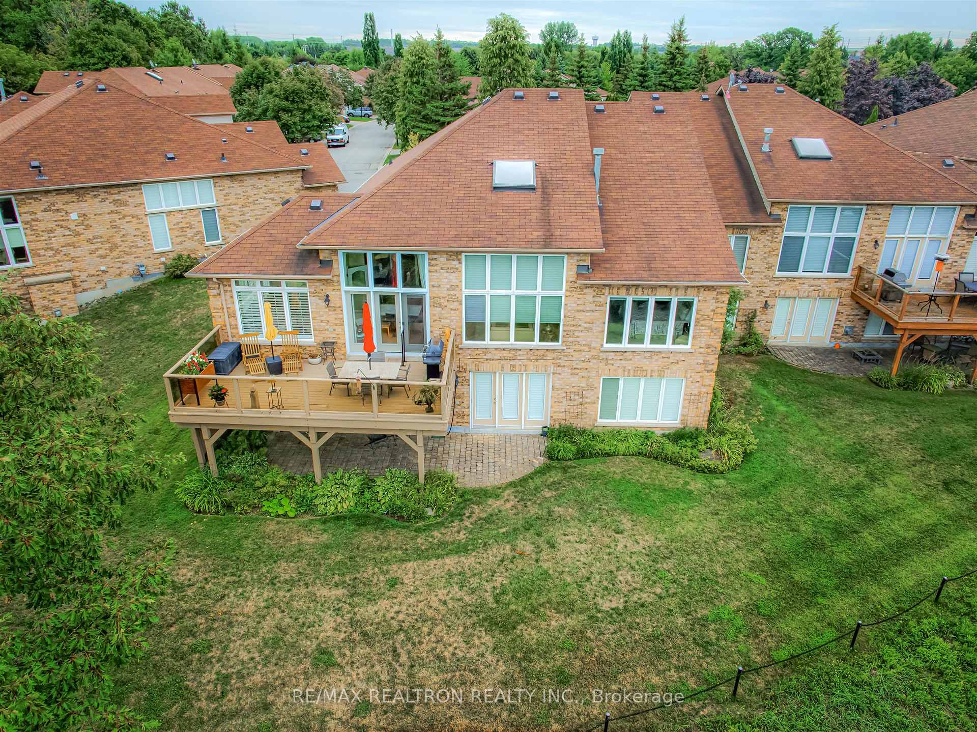 Photo 42 of 418 Morley Cook Crescent, Newmarket, Stonehaven-Wyndham — HOMEH