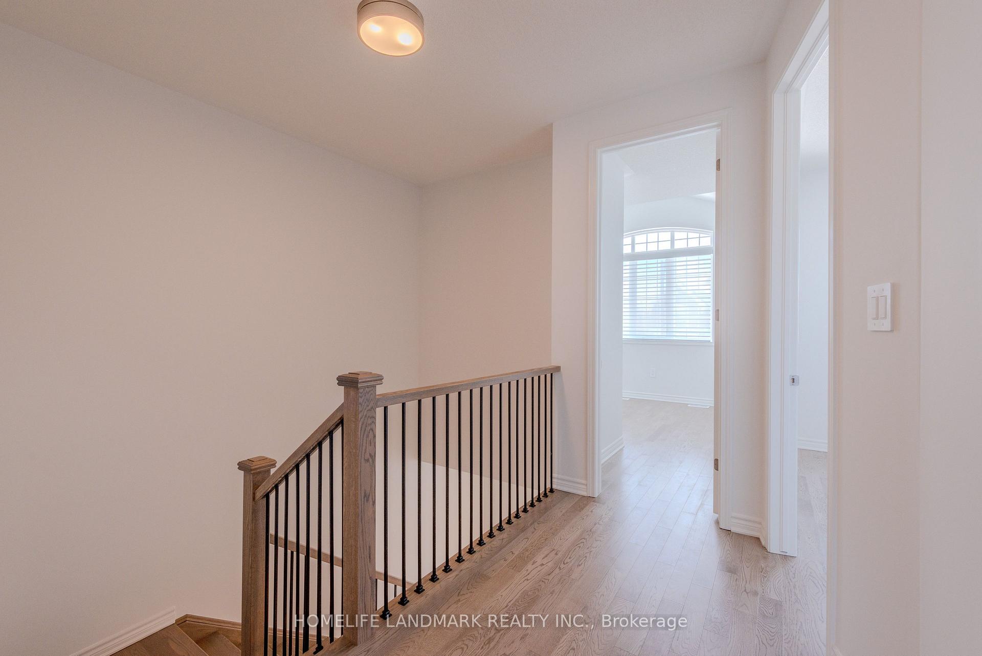 Photo 5 of 7 Moss Drive, Markham, Rural Markham — HOMEH