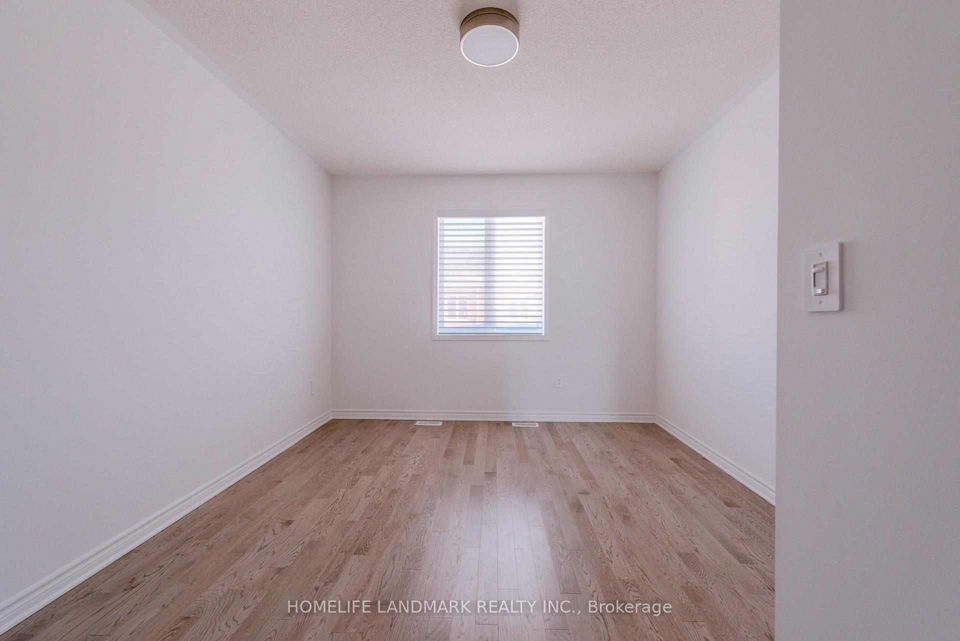 Photo 9 of 7 Moss Drive, Markham, Rural Markham — HOMEH