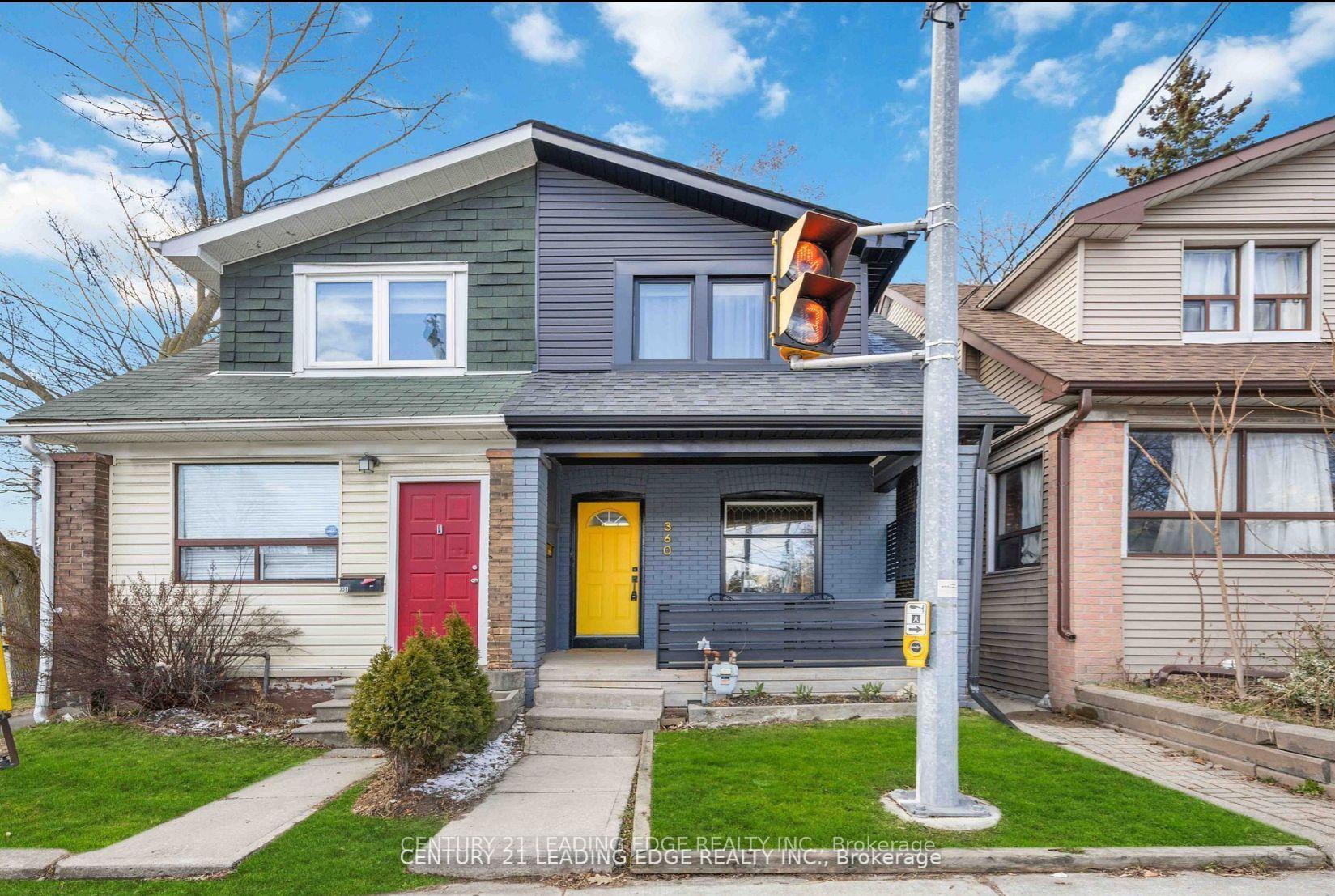 Photo 1 of Unit A, 360 Coxwell Avenue, Toronto, Greenwood-Coxwell — HOMEH
