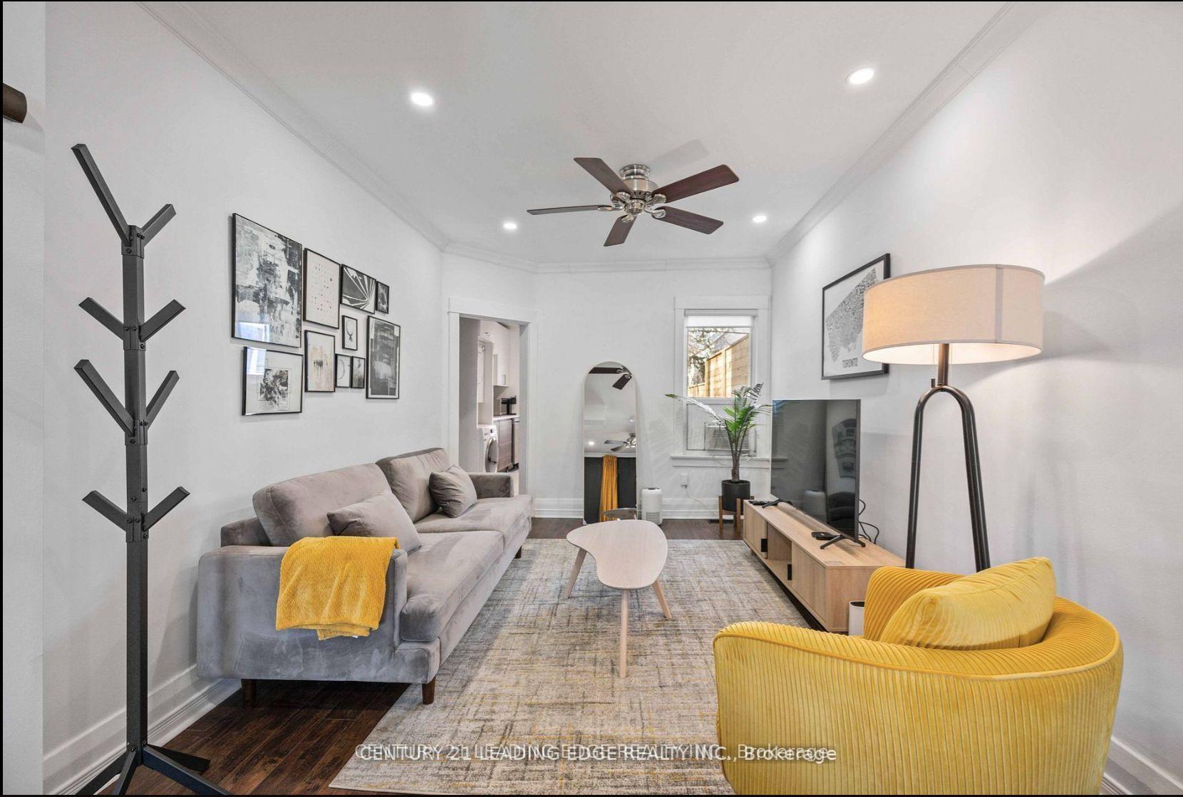 Photo 2 of Unit A, 360 Coxwell Avenue, Toronto, Greenwood-Coxwell — HOMEH