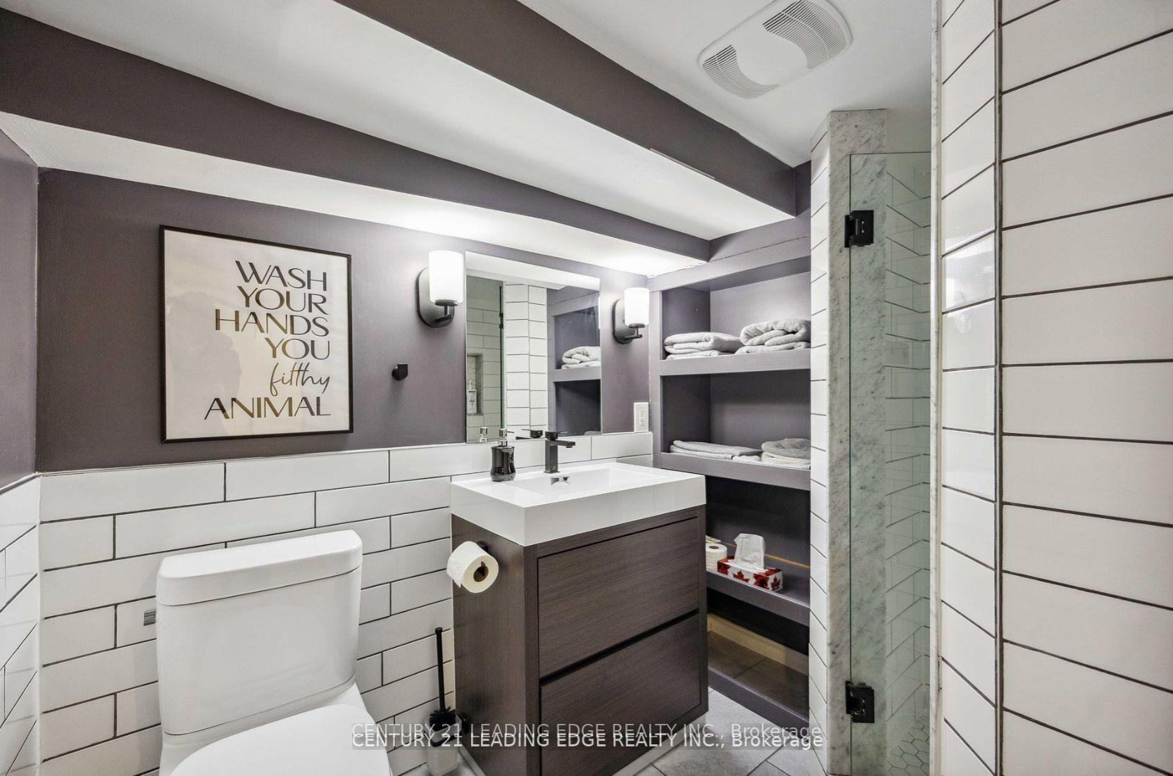 Photo 18 of Unit A, 360 Coxwell Avenue, Toronto, Greenwood-Coxwell — HOMEH