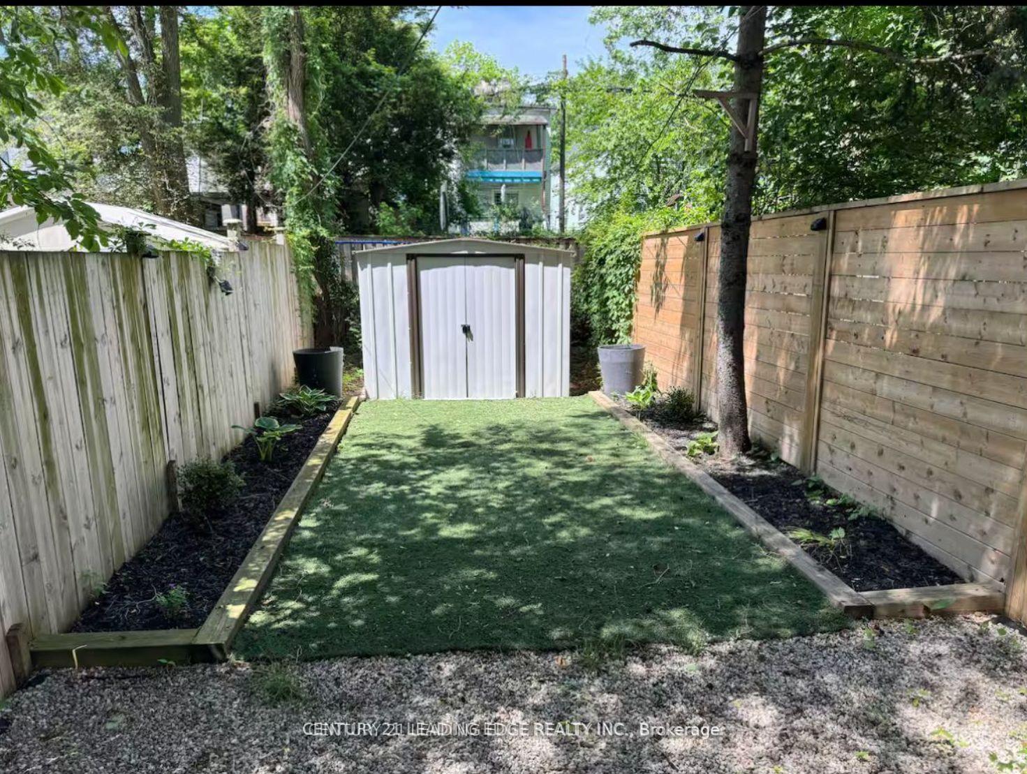 Photo 16 of Unit A, 360 Coxwell Avenue, Toronto, Greenwood-Coxwell — HOMEH