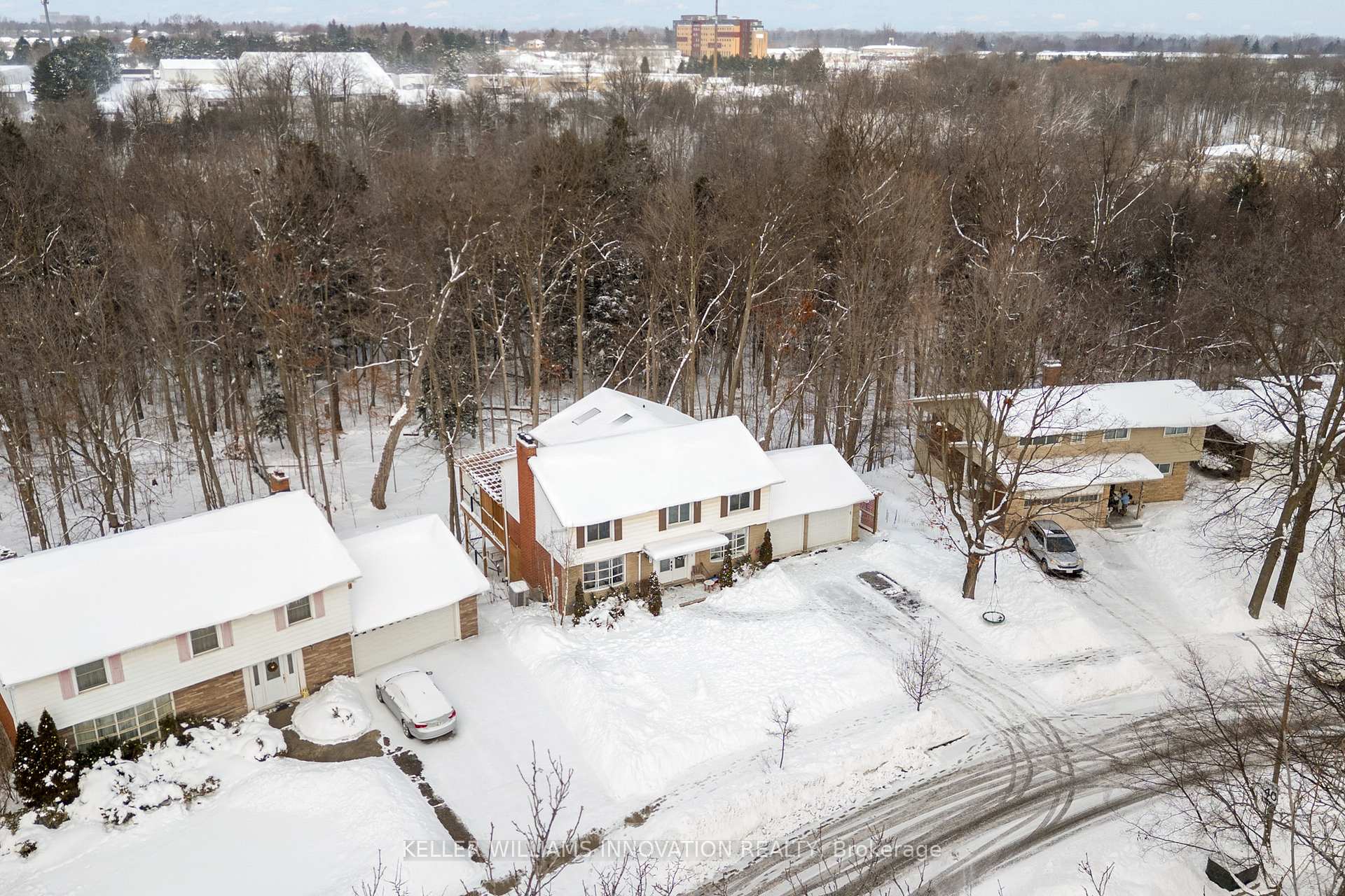 Photo 2 of 339 Glenridge Drive, Waterloo — HOMEH