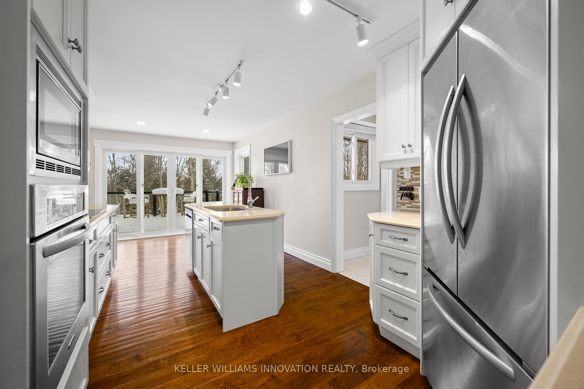 Photo 14 of 339 Glenridge Drive, Waterloo — HOMEH