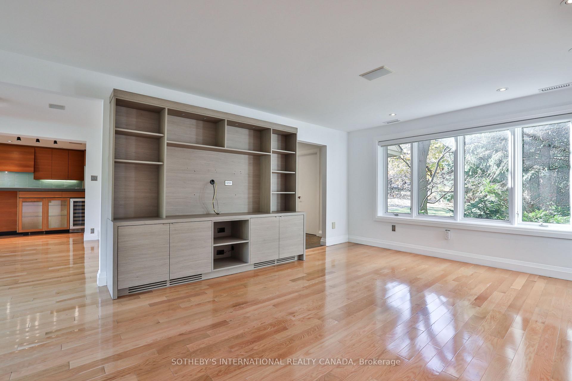 Photo 7 of 46 Sandringham Drive, Toronto, Bedford Park-Nortown — HOMEH