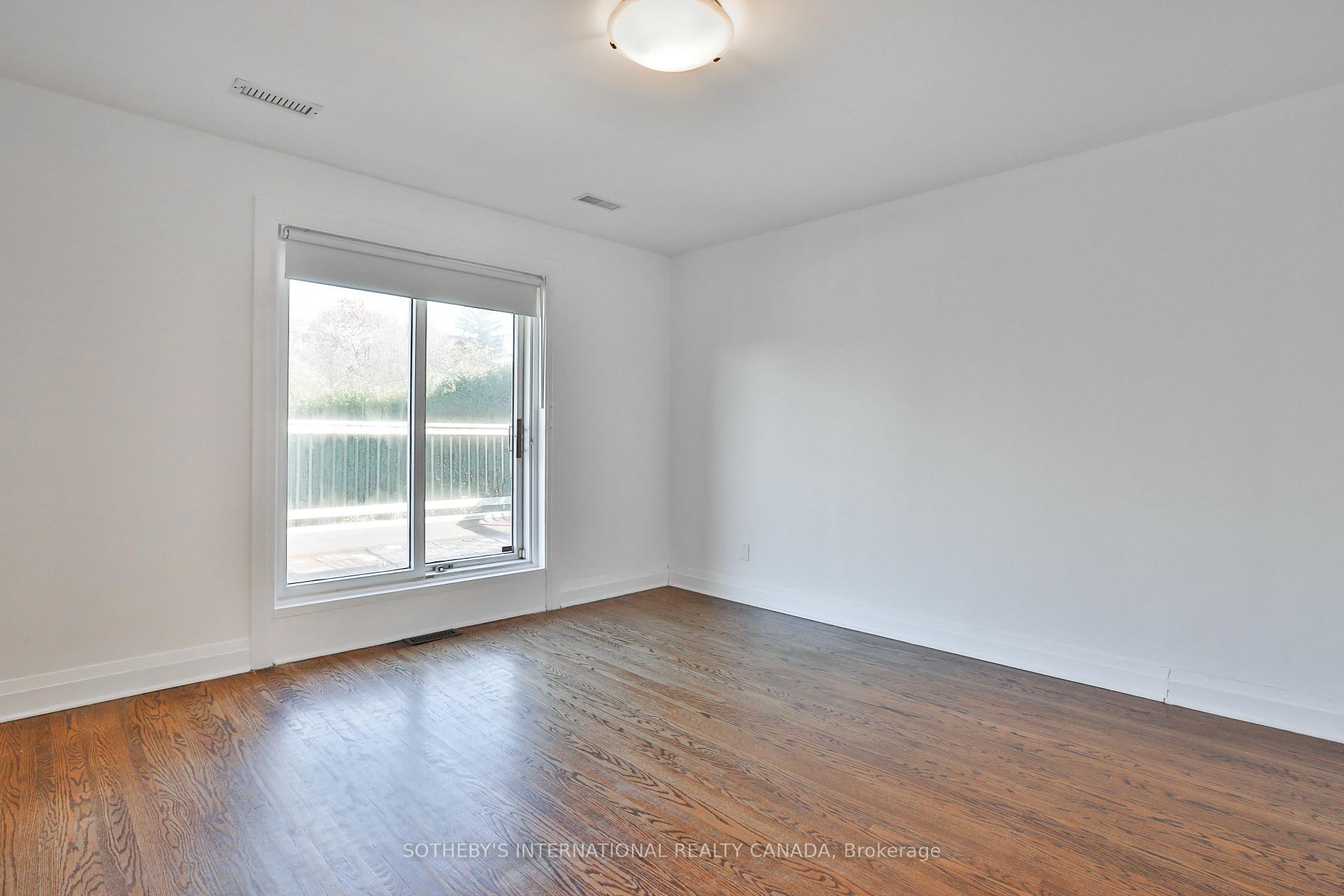 Photo 22 of 46 Sandringham Drive, Toronto, Bedford Park-Nortown — HOMEH