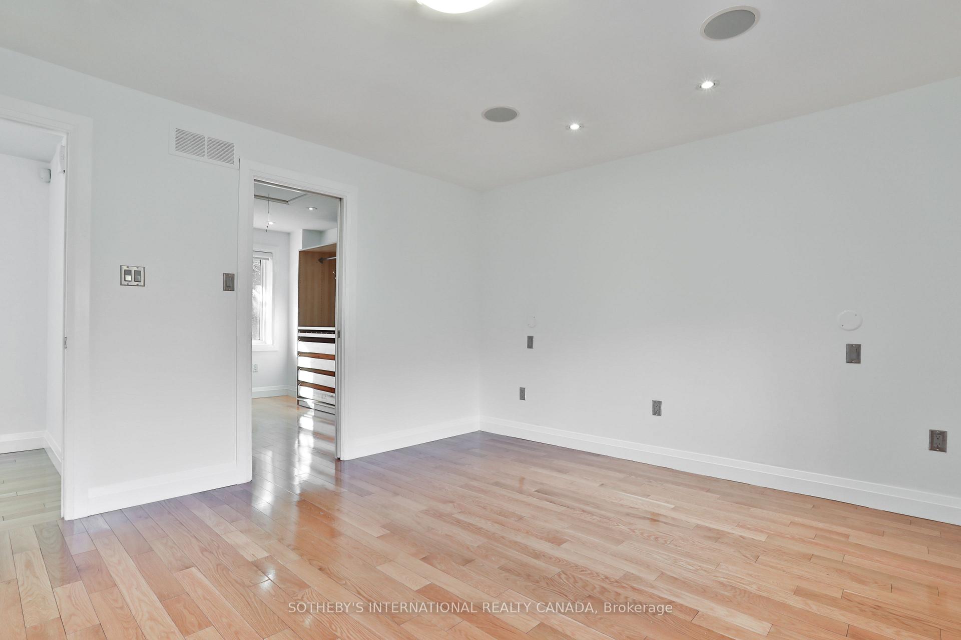 Photo 29 of 46 Sandringham Drive, Toronto, Bedford Park-Nortown — HOMEH