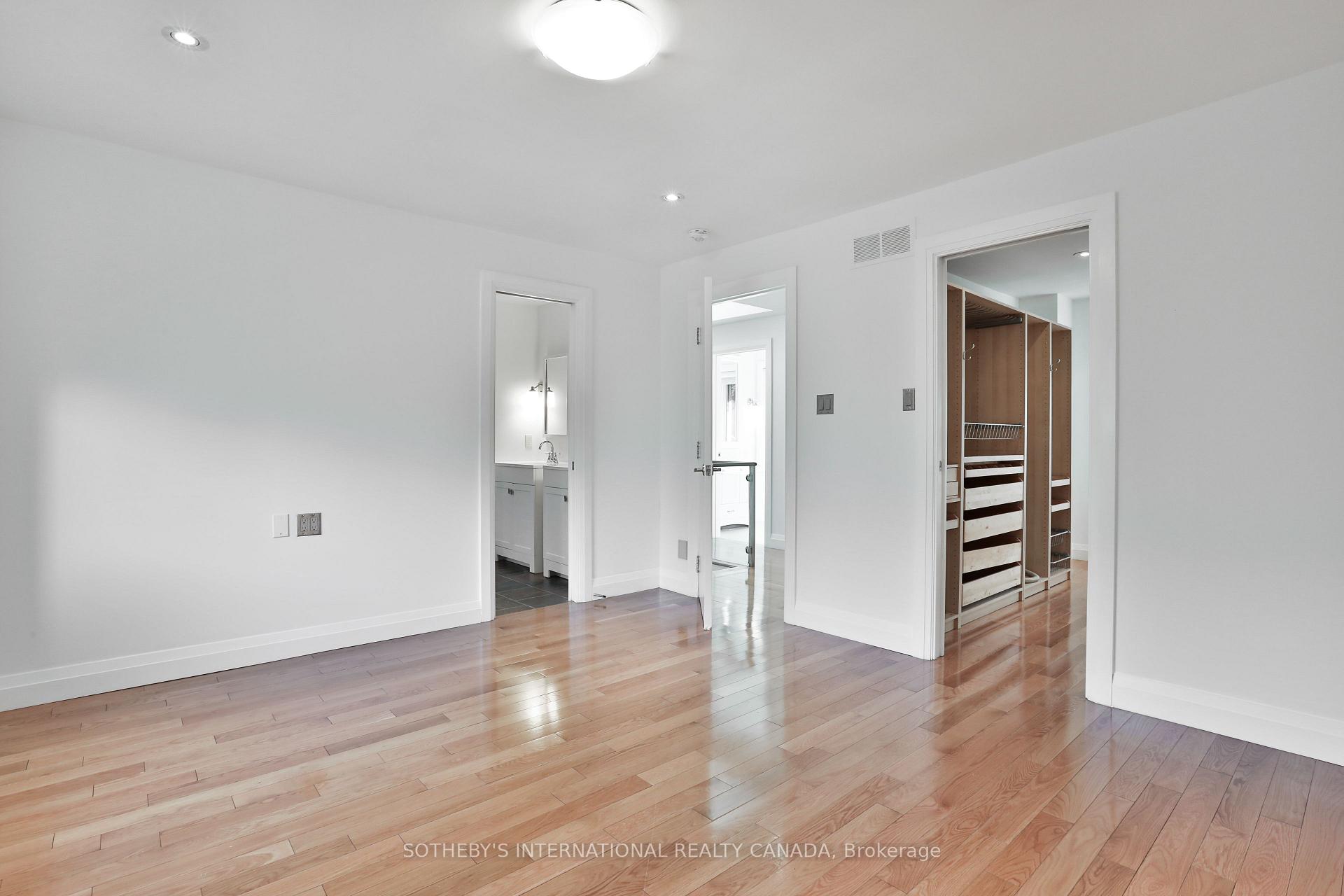 Photo 38 of 46 Sandringham Drive, Toronto, Bedford Park-Nortown — HOMEH