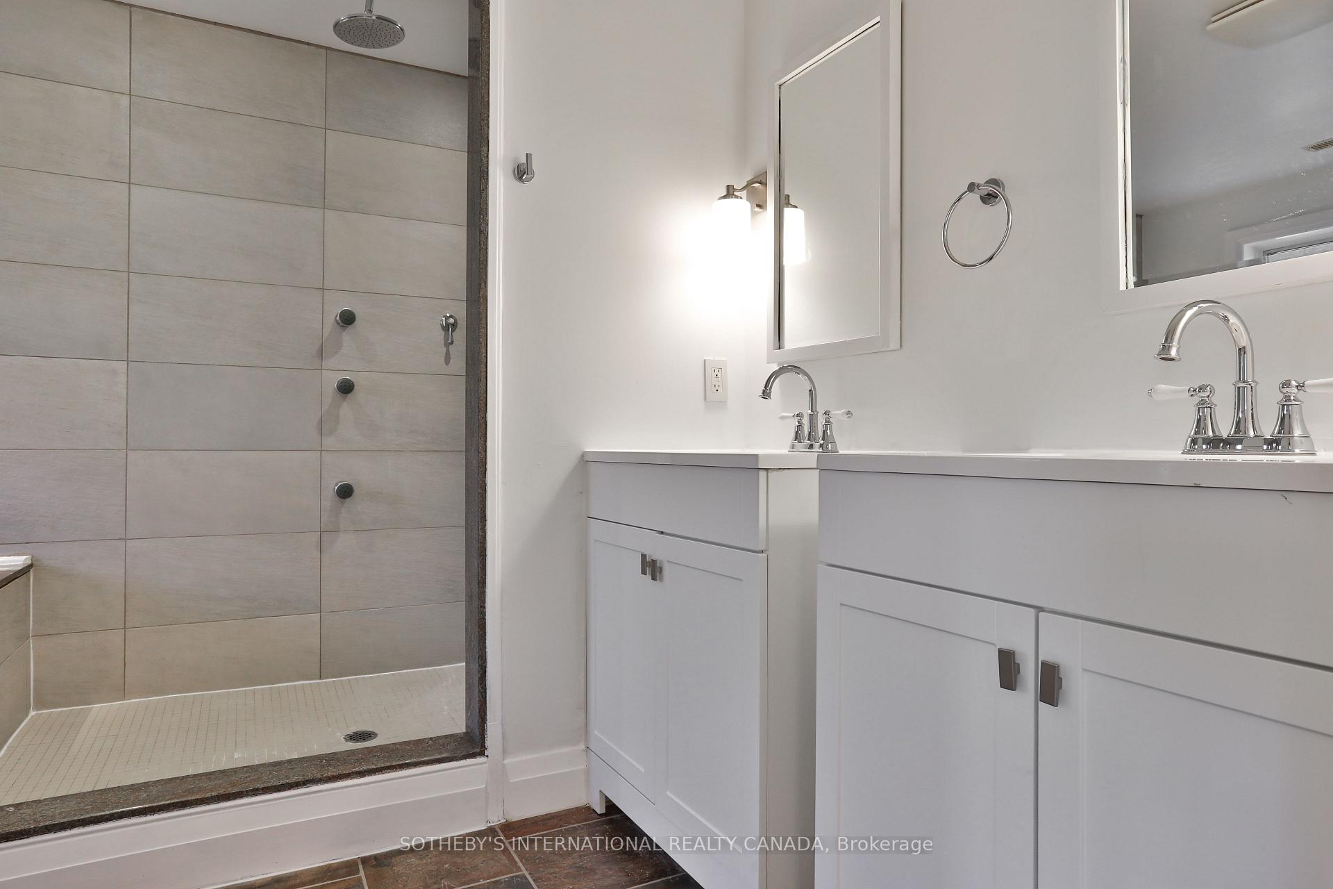 Photo 18 of 46 Sandringham Drive, Toronto, Bedford Park-Nortown — HOMEH