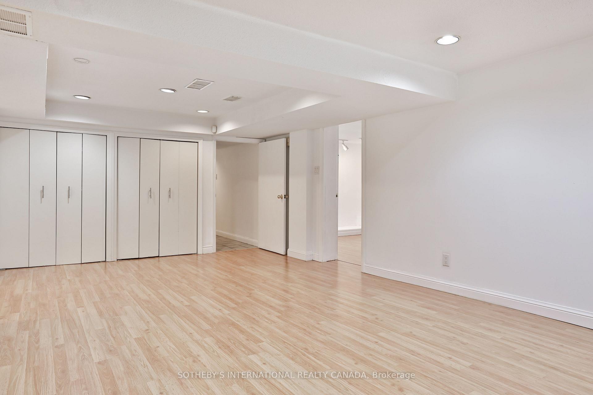 Photo 26 of 46 Sandringham Drive, Toronto, Bedford Park-Nortown — HOMEH