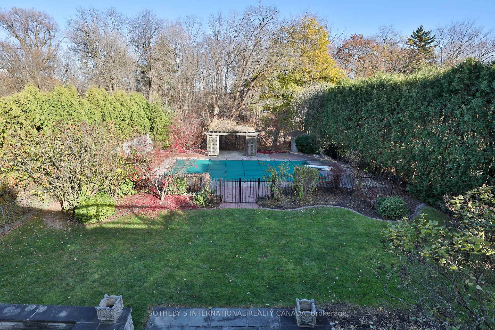 Photo 31 of 46 Sandringham Drive, Toronto, Bedford Park-Nortown — HOMEH