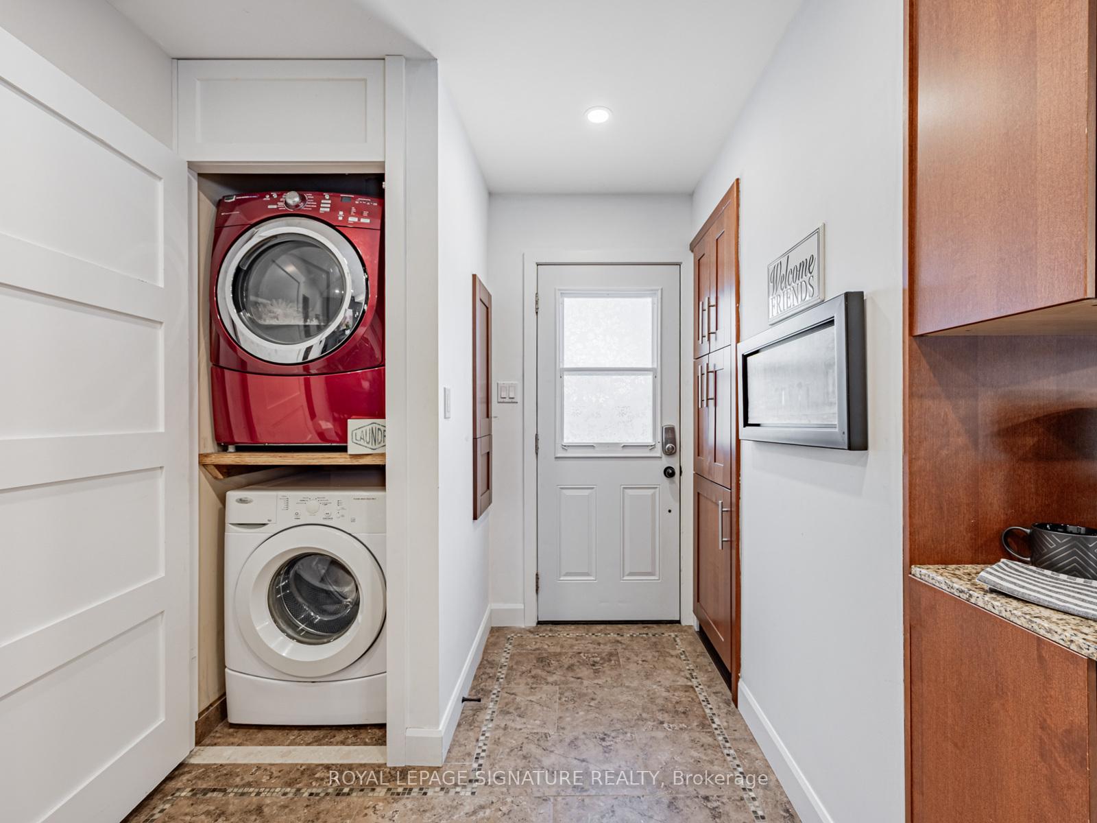 Photo 3 of Unit Upper, 706 Annland Street, Pickering, Bay Ridges — HOMEH