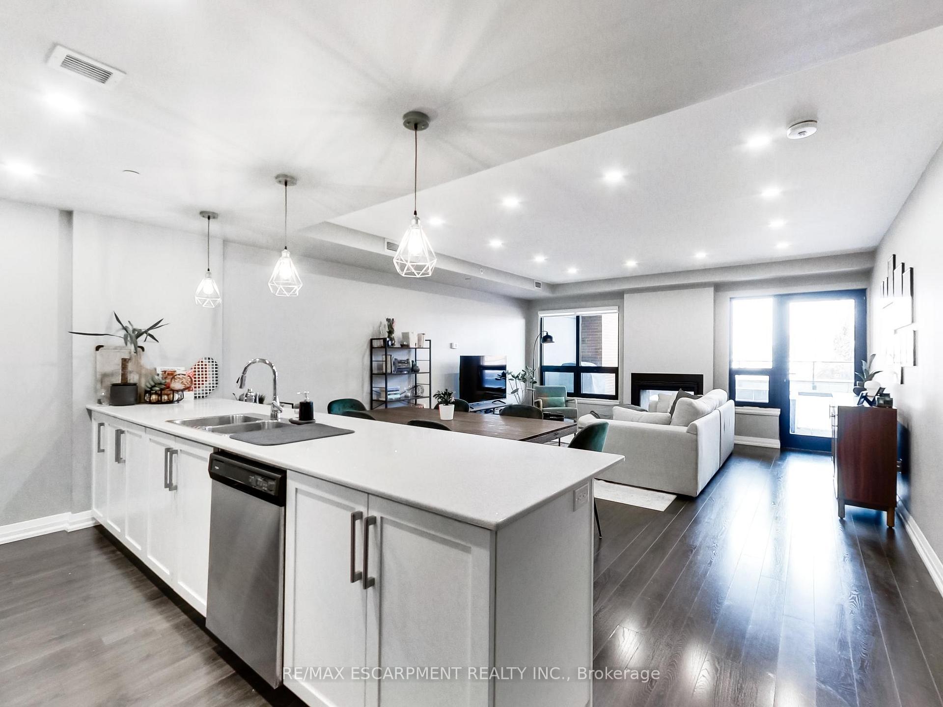 Photo 8 of Unit 306, 181 James Street N, Hamilton, Central — HOMEH