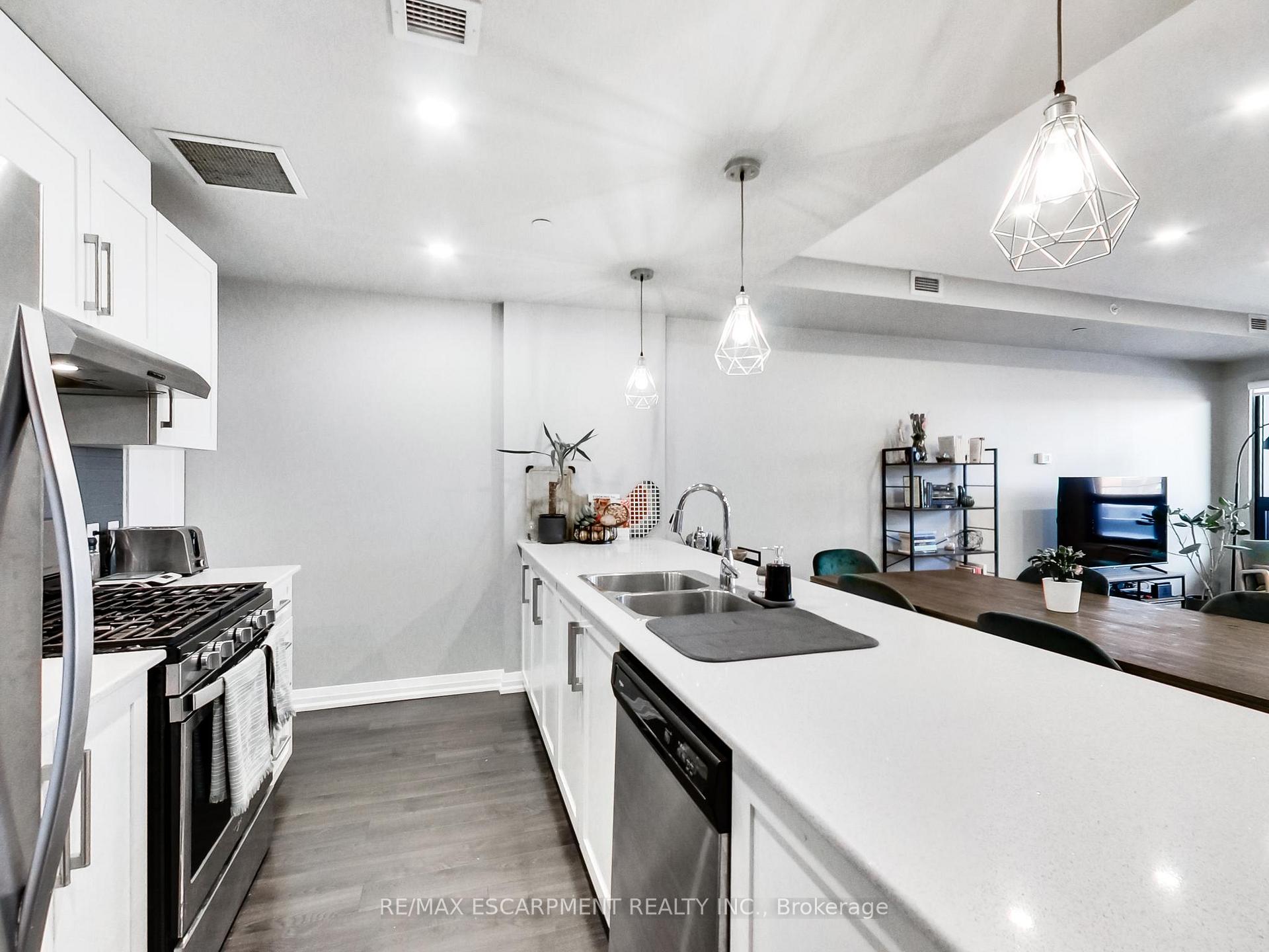 Photo 13 of Unit 306, 181 James Street N, Hamilton, Central — HOMEH