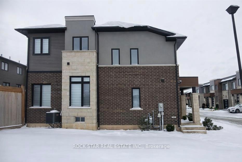 Photo 32 of 3 Southam Lane, Hamilton, Mountview — HOMEH