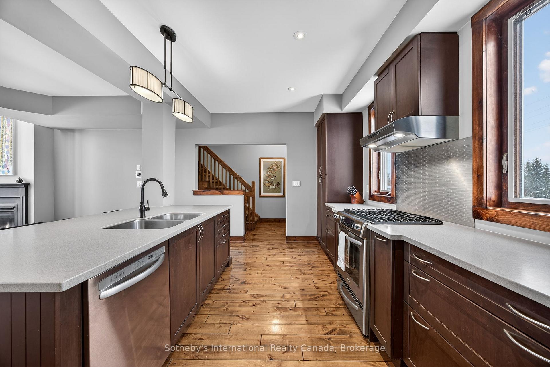 Photo 4 of 119 Venture Boulevard, Blue Mountains — HOMEH
