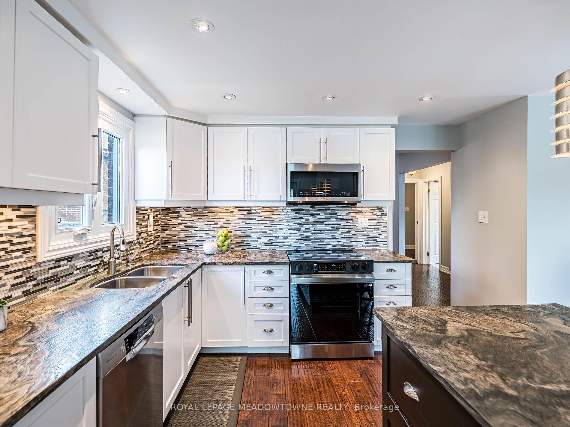 Photo 20 of 117 Fairglen Avenue, Brampton, Brampton West — HOMEH