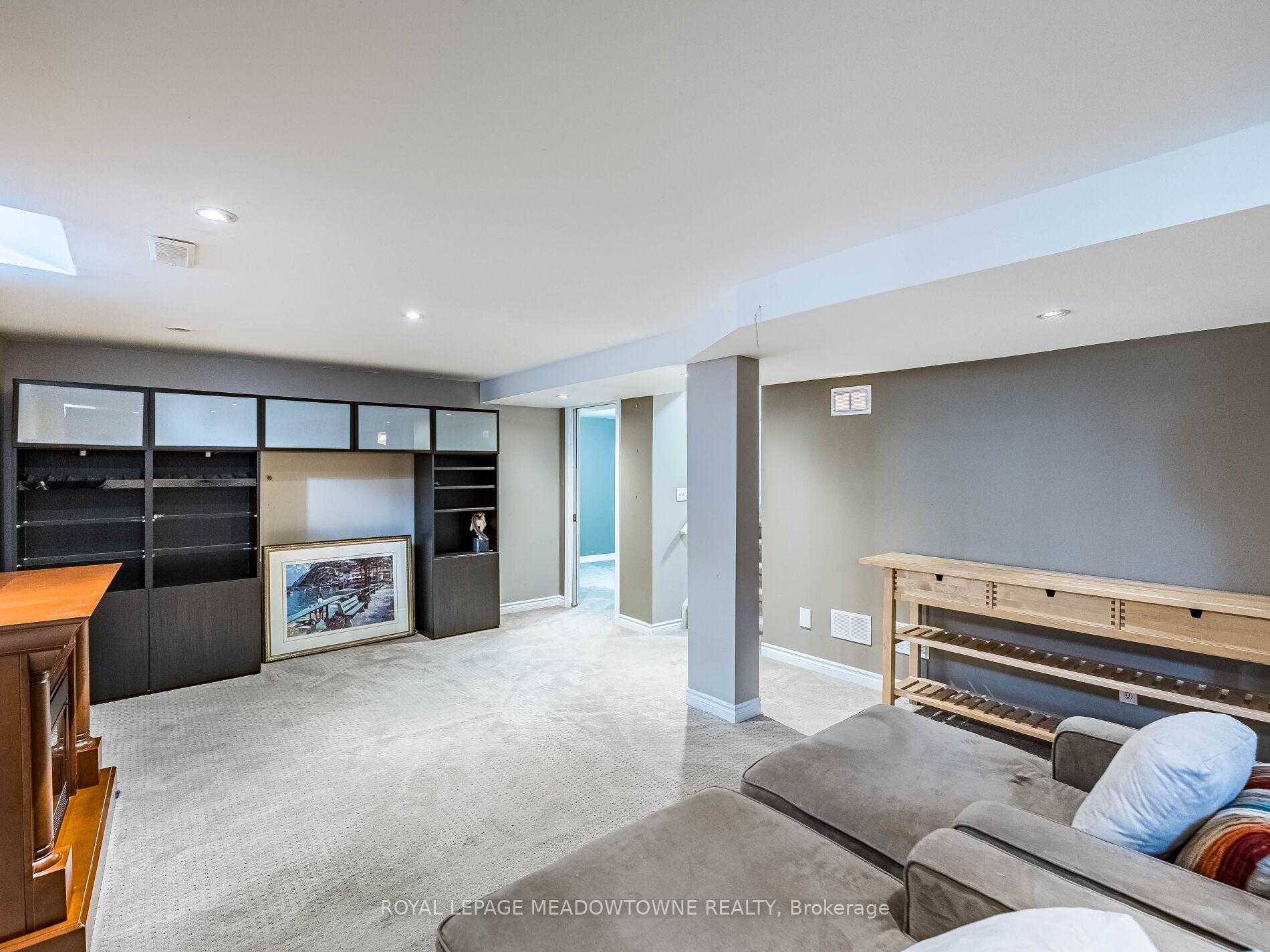 Photo 38 of 117 Fairglen Avenue, Brampton, Brampton West — HOMEH