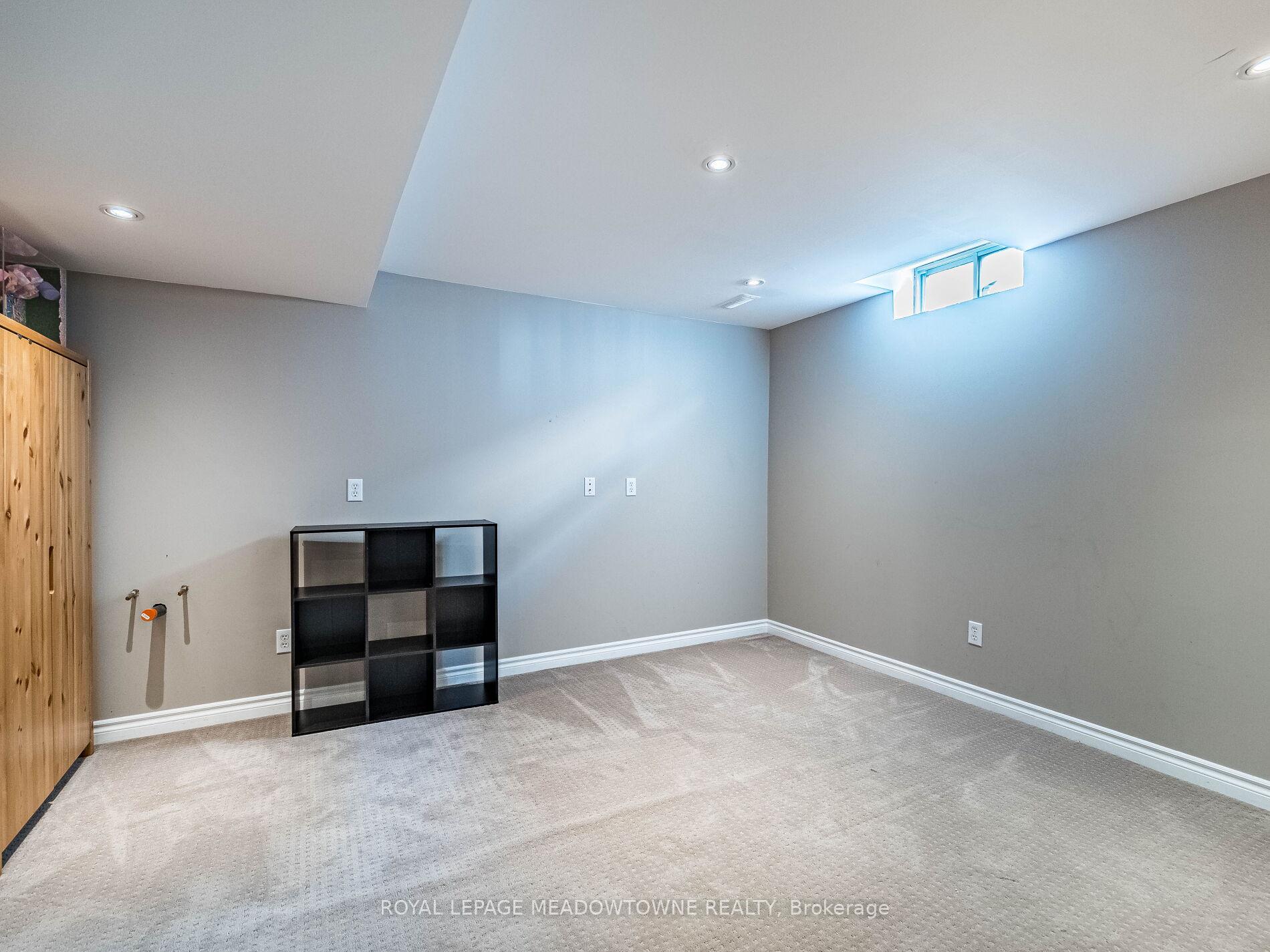 Photo 40 of 117 Fairglen Avenue, Brampton, Brampton West — HOMEH
