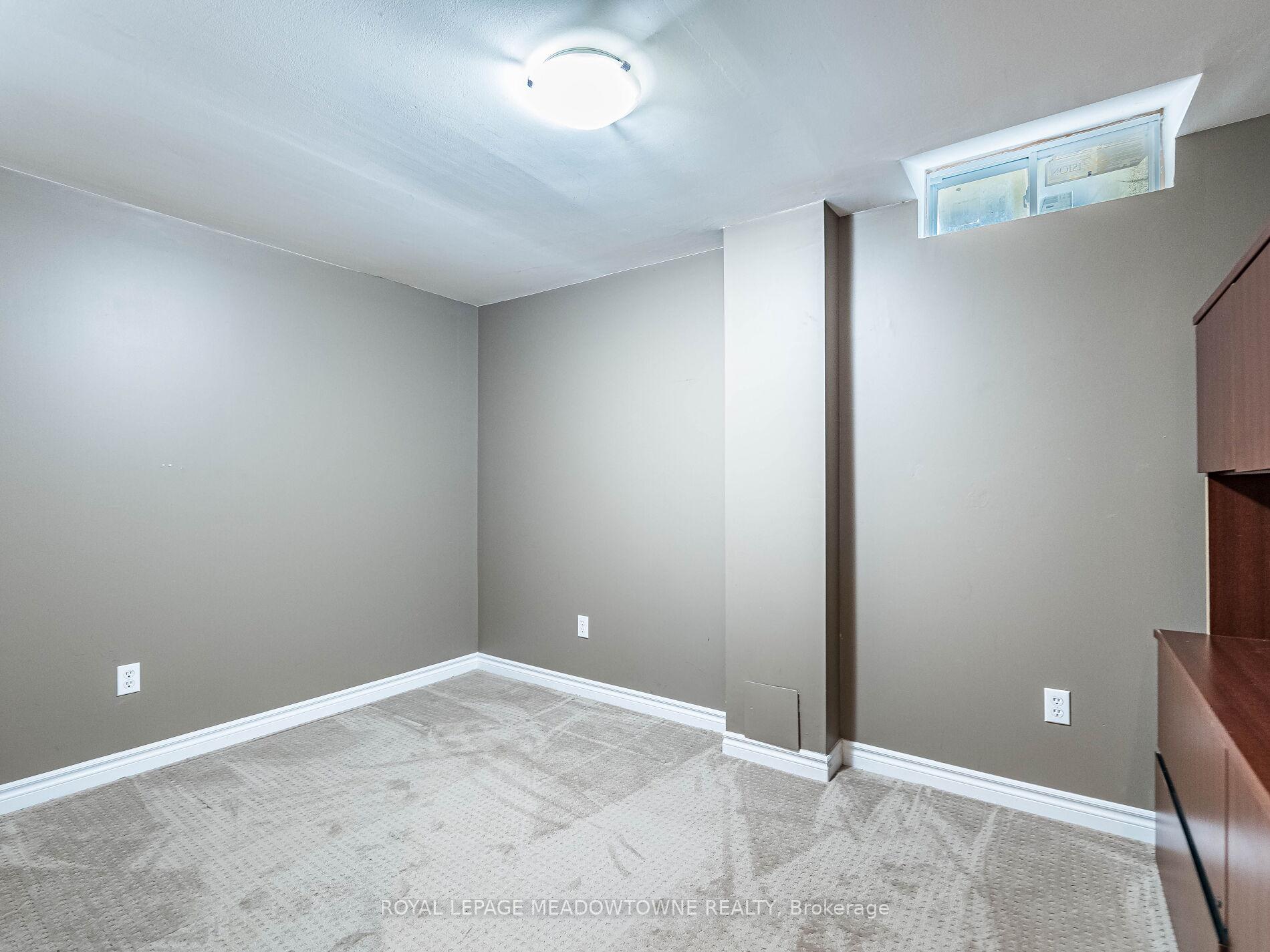 Photo 44 of 117 Fairglen Avenue, Brampton, Brampton West — HOMEH