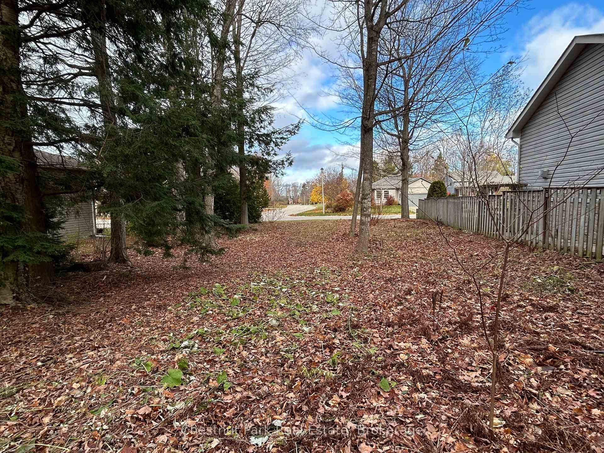 Photo 4 of 109 Pollard Drive, Meaford — HOMEH