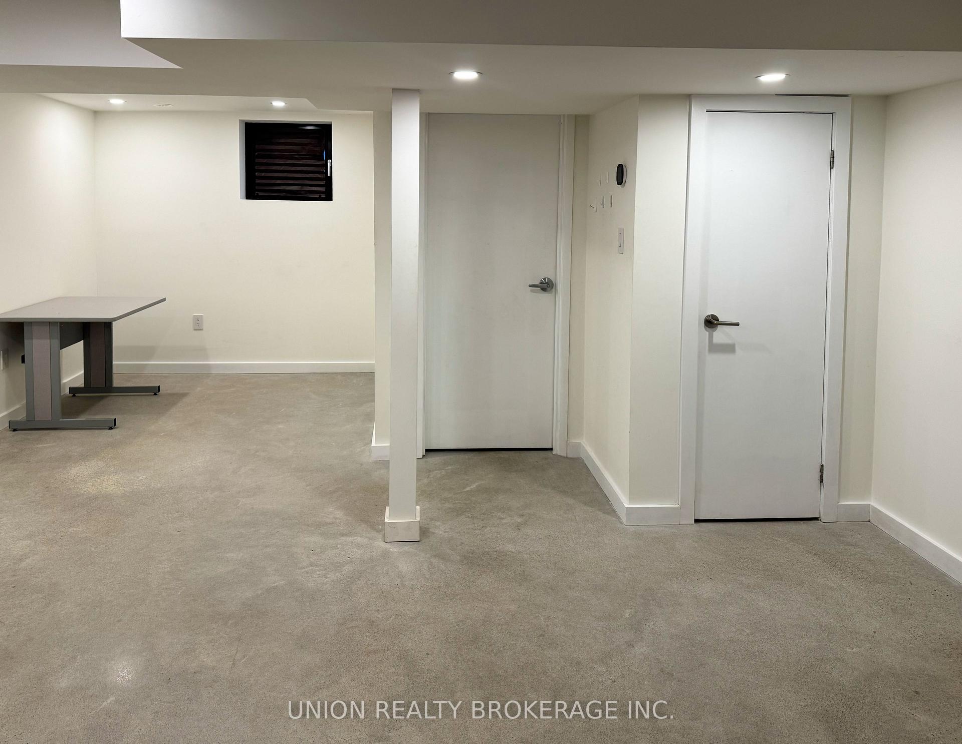 Photo 4 of Unit Lower, 27 Barbara Crescent, Toronto, East York — HOMEH
