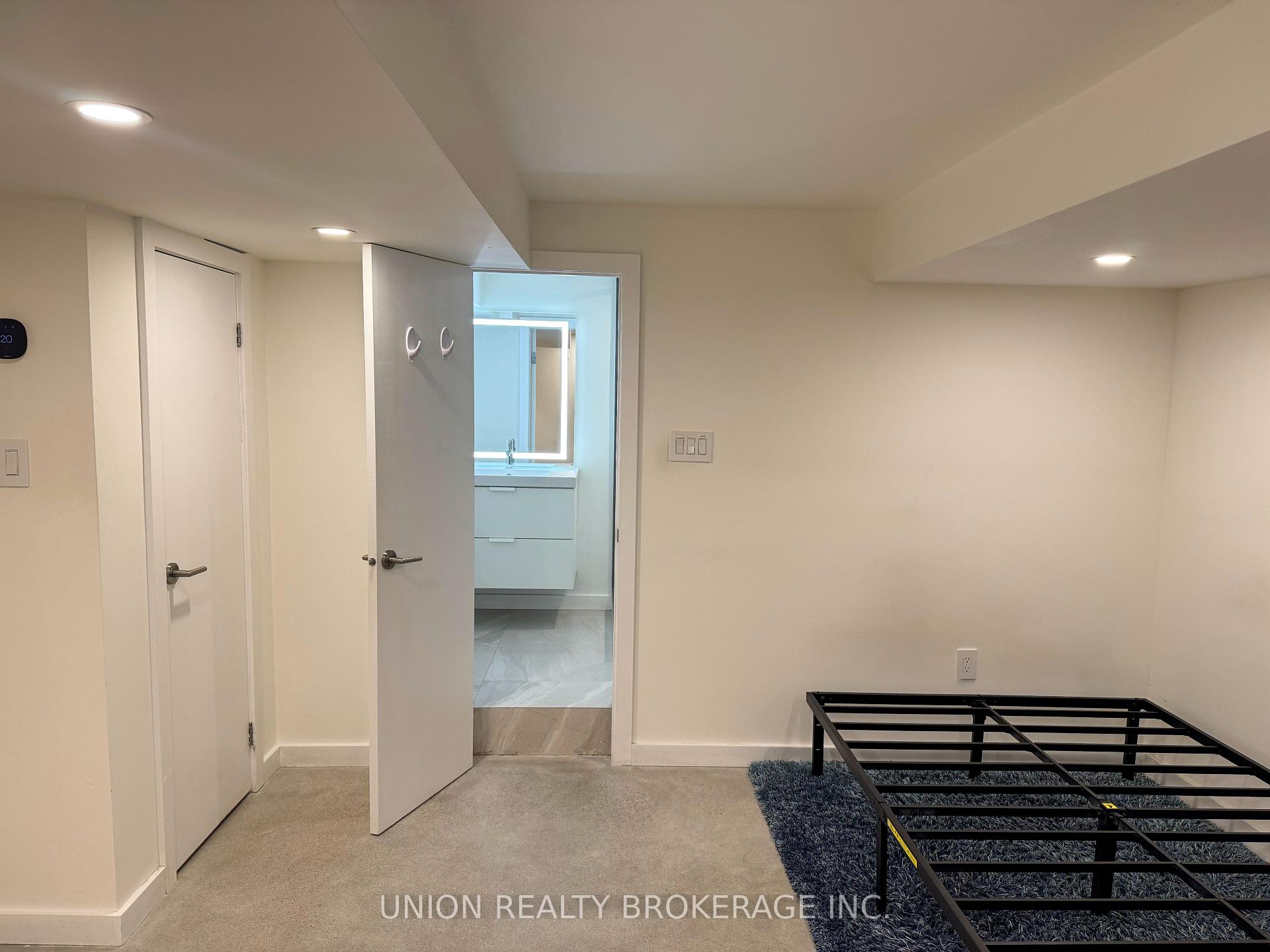 Photo 6 of Unit Lower, 27 Barbara Crescent, Toronto, East York — HOMEH