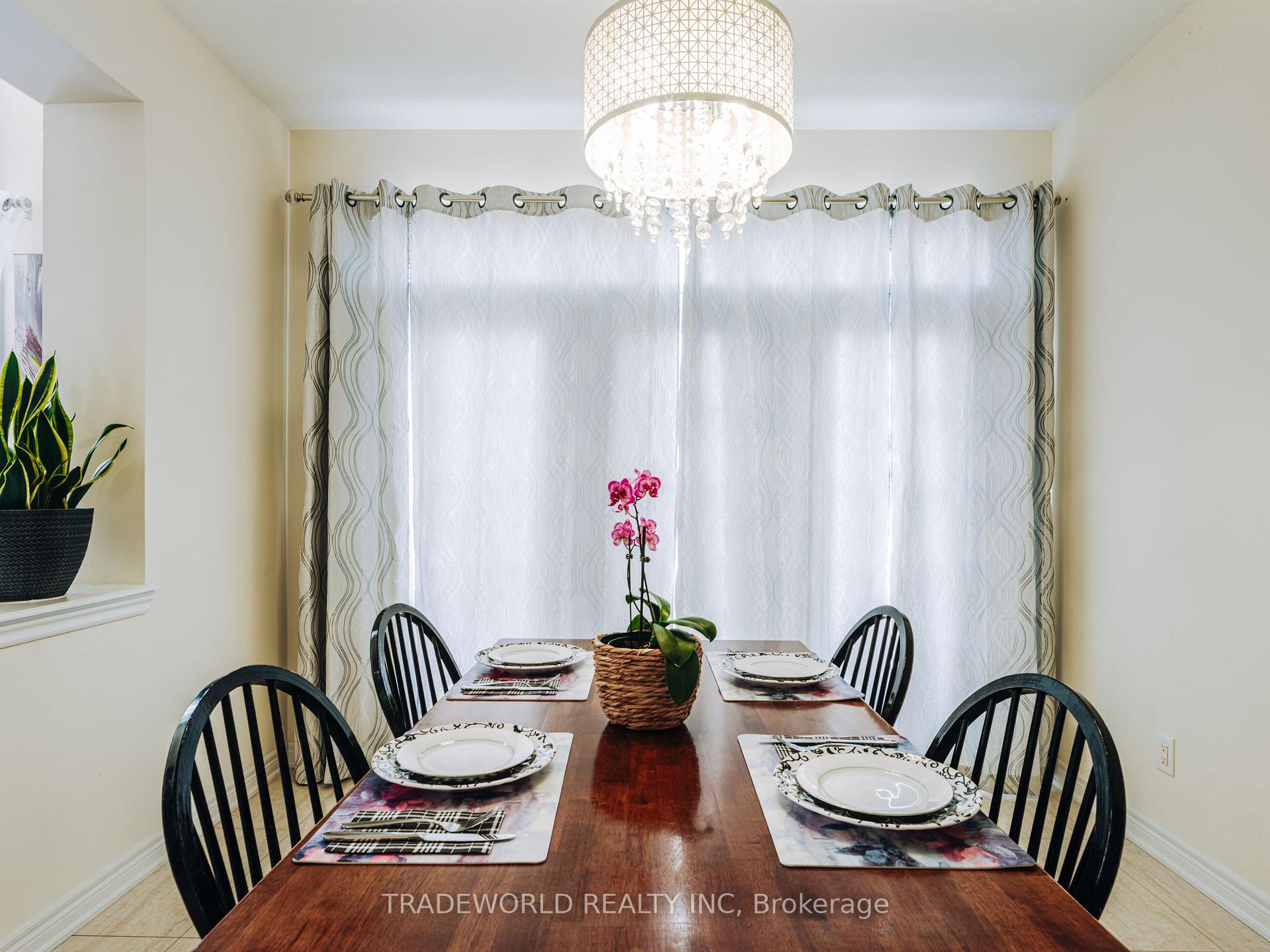 Photo 14 of 3153 Velebit Park Boulevard, Burlington, Alton — HOMEH
