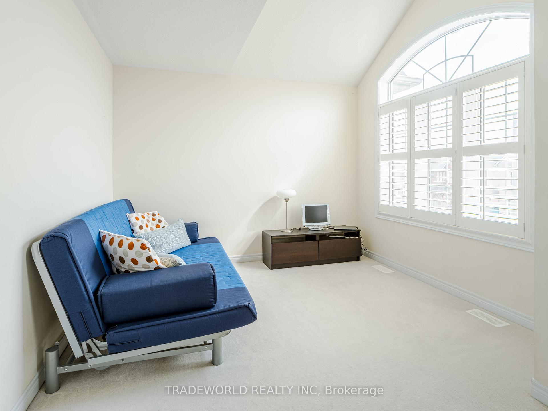 Photo 15 of 3153 Velebit Park Boulevard, Burlington, Alton — HOMEH