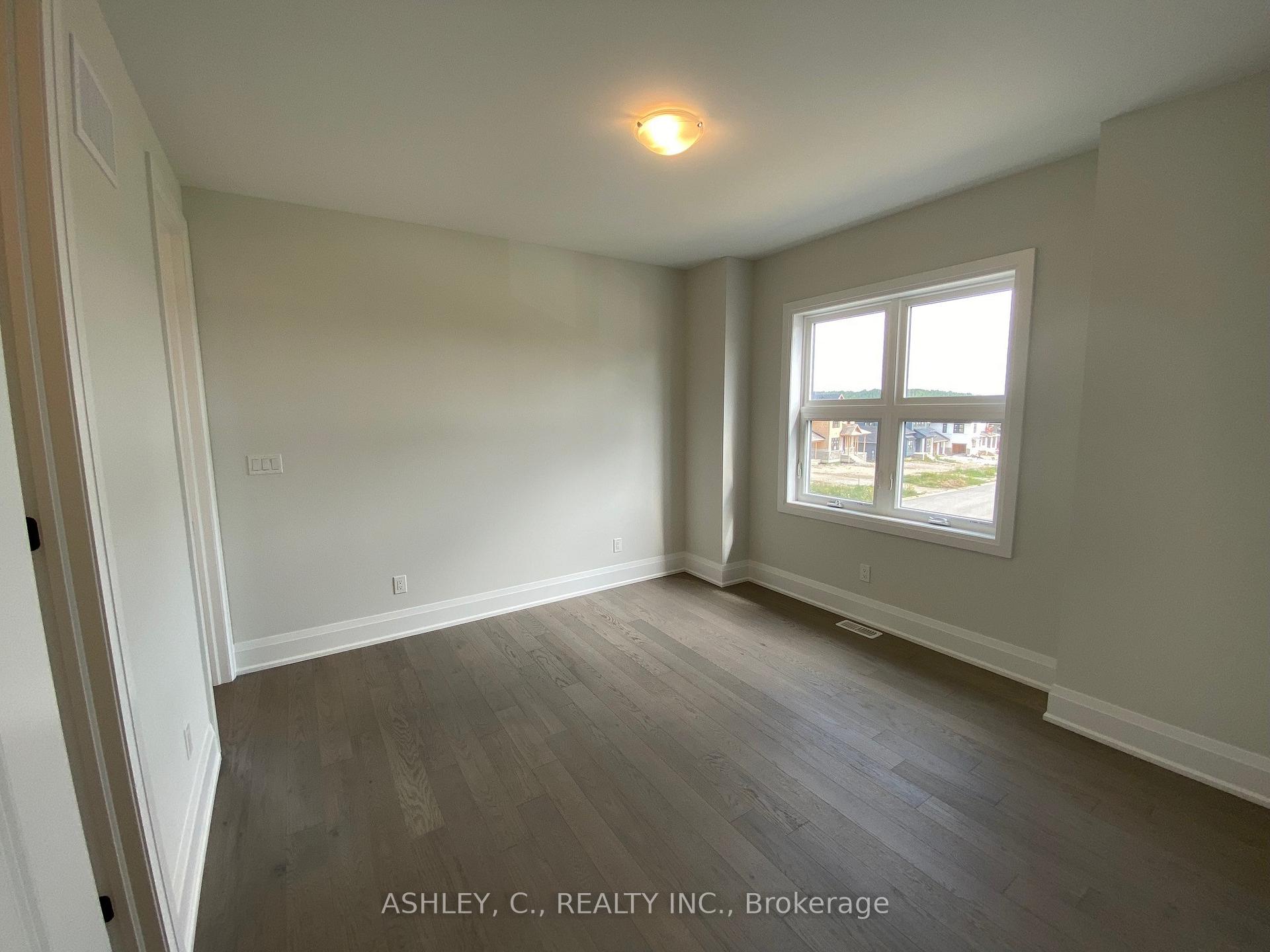 Photo 24 of 118 William Crisp Drive, Caledon, Alton — HOMEH