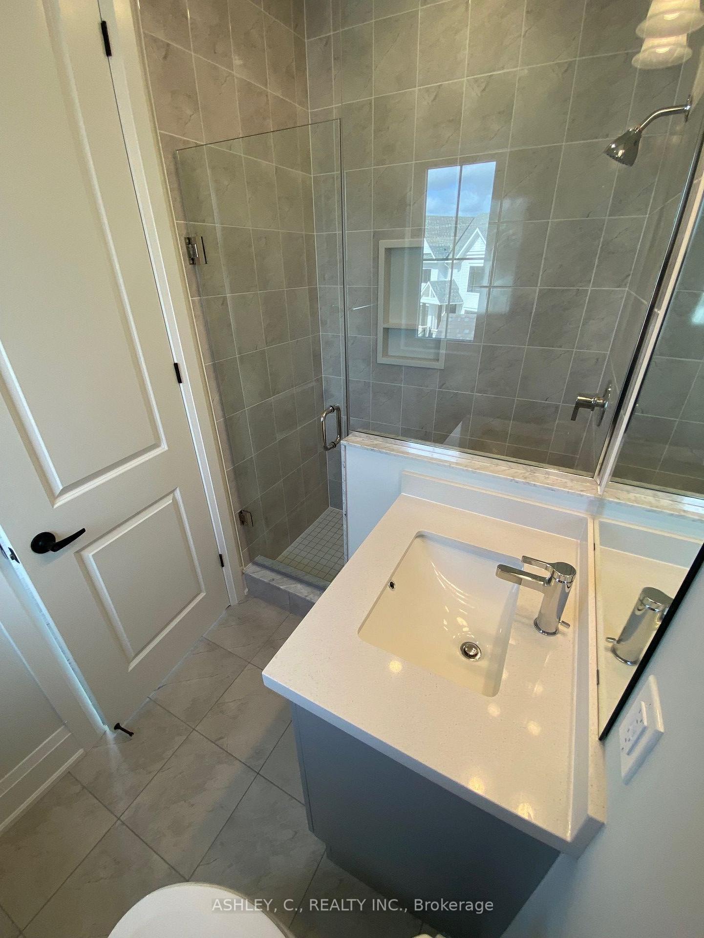 Photo 13 of 118 William Crisp Drive, Caledon, Alton — HOMEH