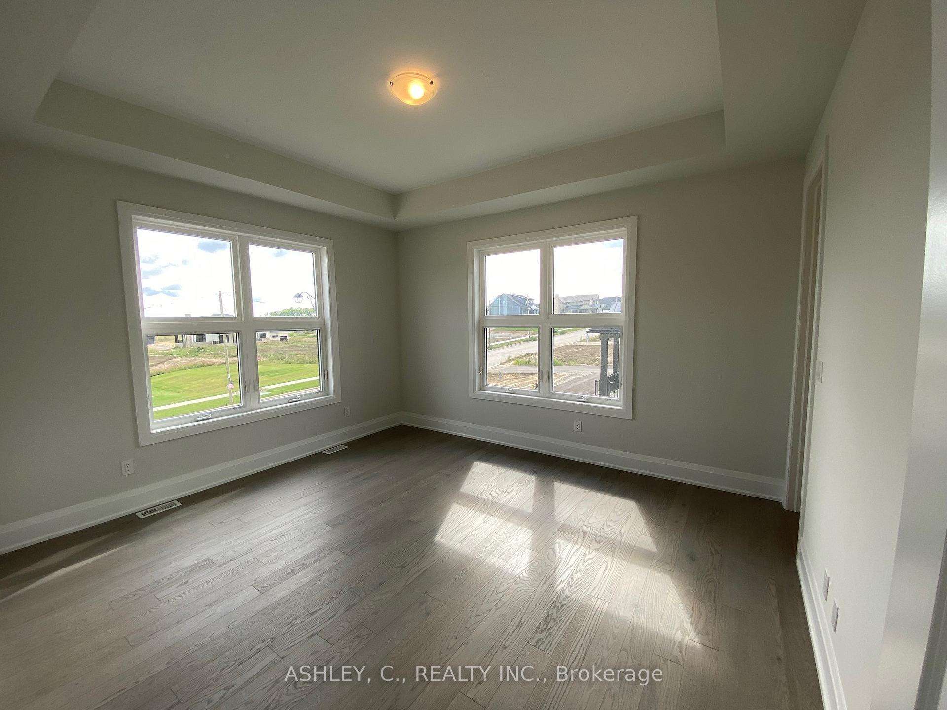 Photo 14 of 118 William Crisp Drive, Caledon, Alton — HOMEH