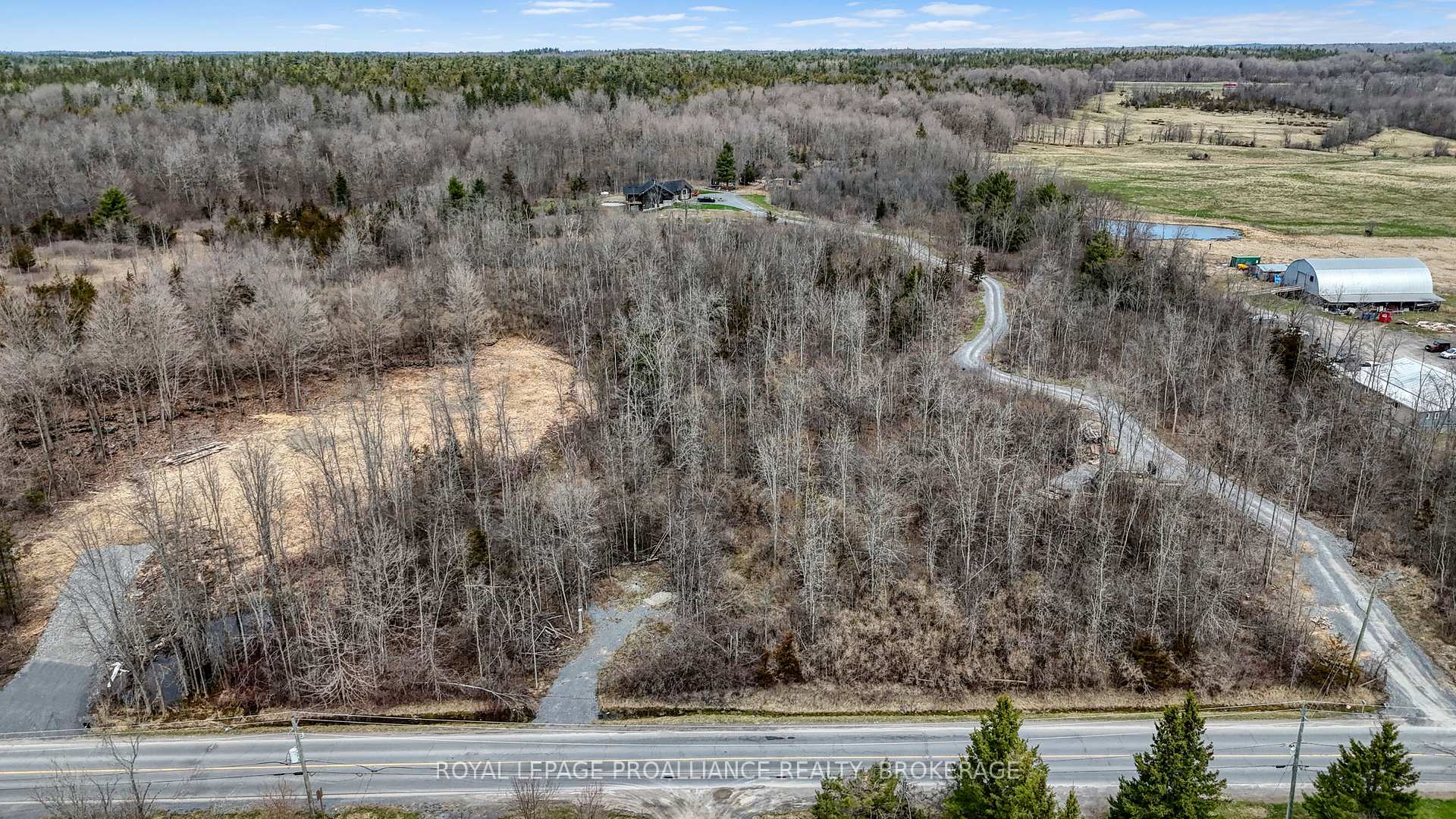Photo 3 of 3048 Creekford Road, Kingston, City Northwest — HOMEH