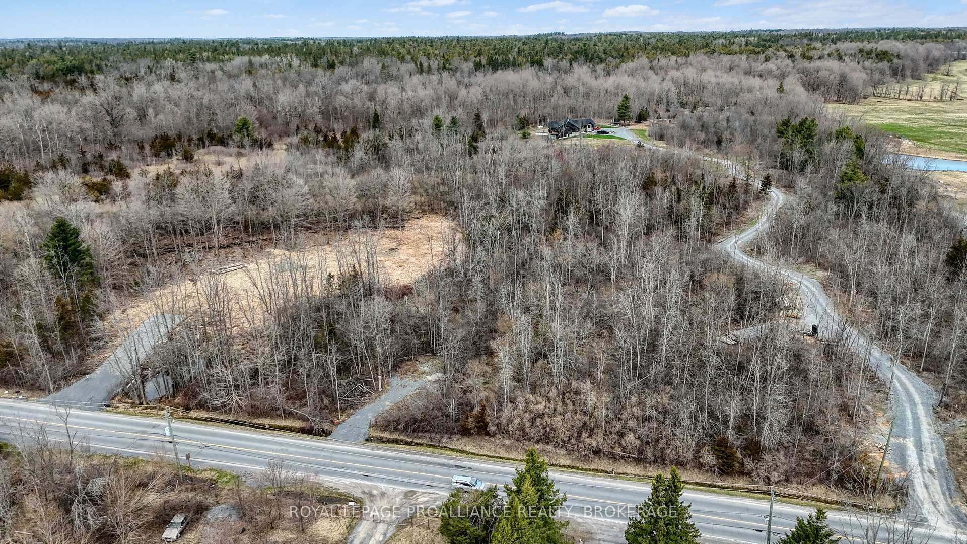 Photo 4 of 3048 Creekford Road, Kingston, City Northwest — HOMEH