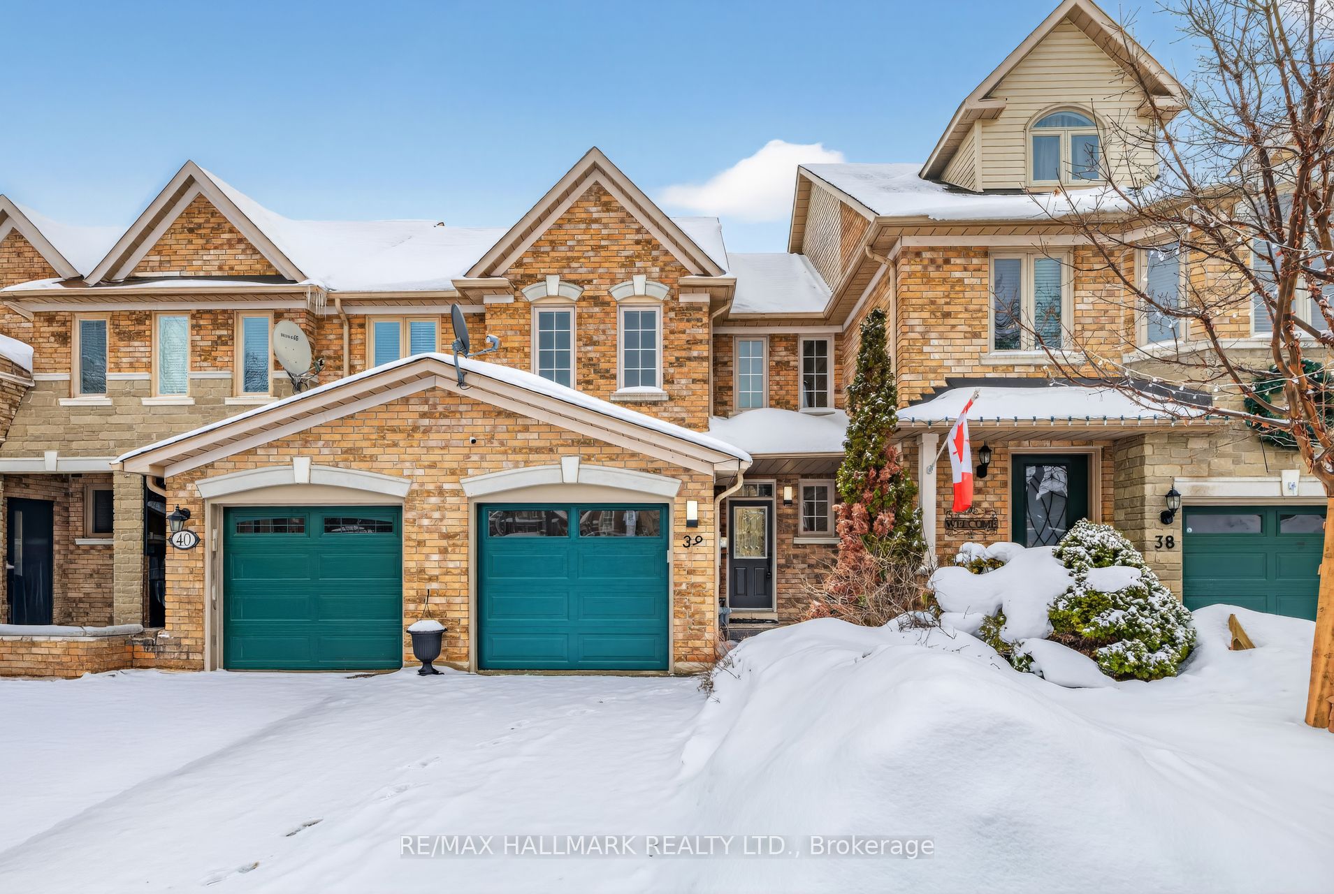 Front of Unit 39, 180 Blue Willow Drive