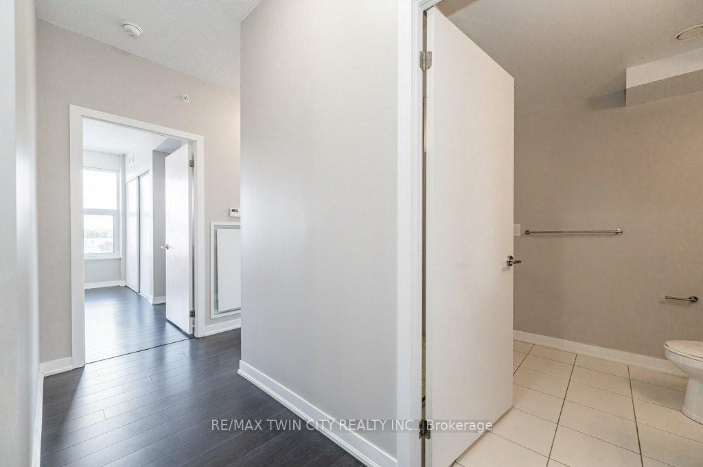 Photo 18 of Unit 402, 85 Duke Street, Kitchener, City Commercial Core — HOMEH