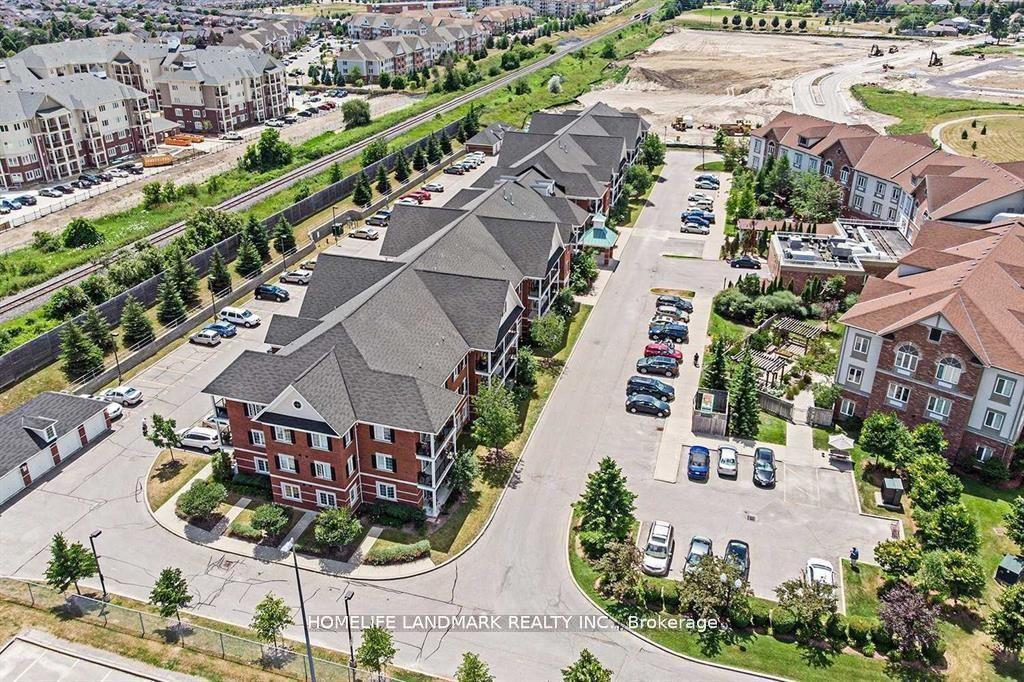 Photo 14 of Unit 213, 61 Clarington Boulevard, Clarington, Bowmanville — HOMEH