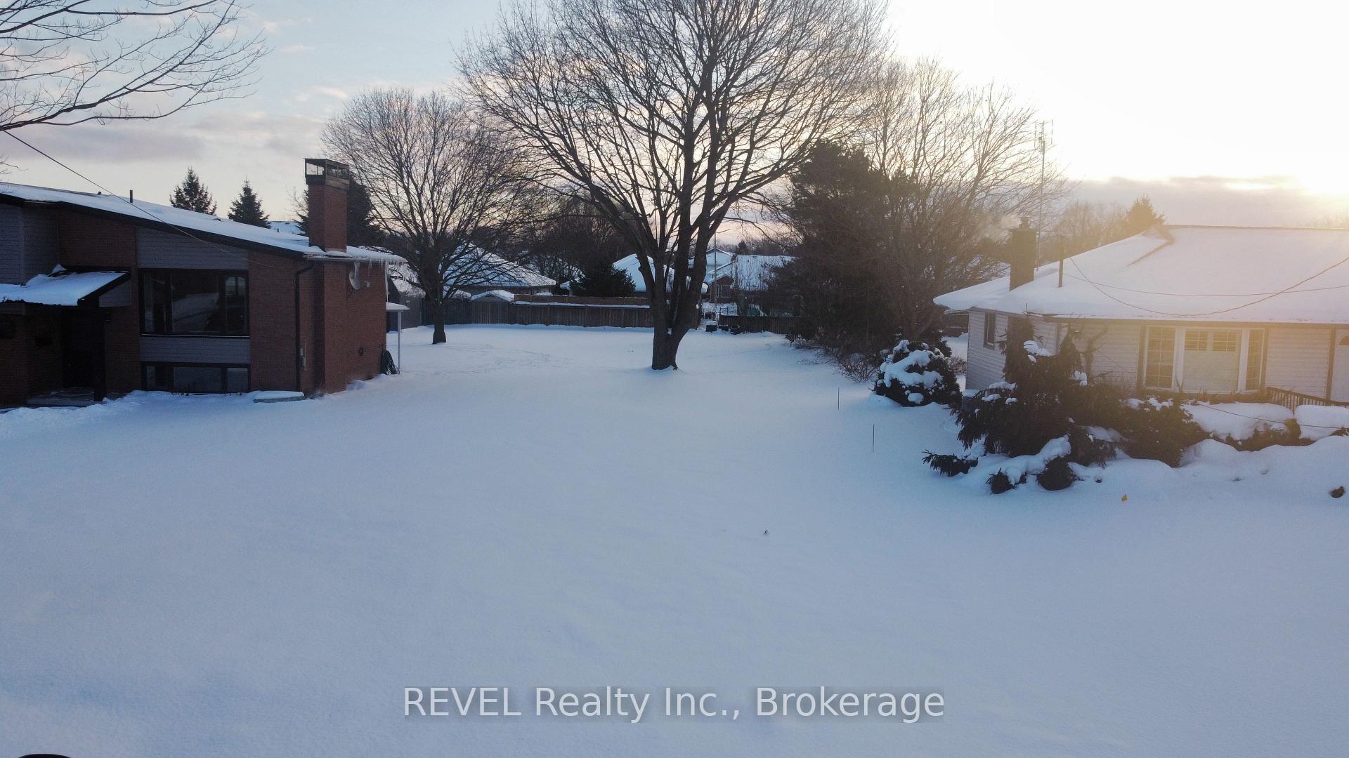 Photo 2 of Pelham Street, Pelham, Fonthill — HOMEH